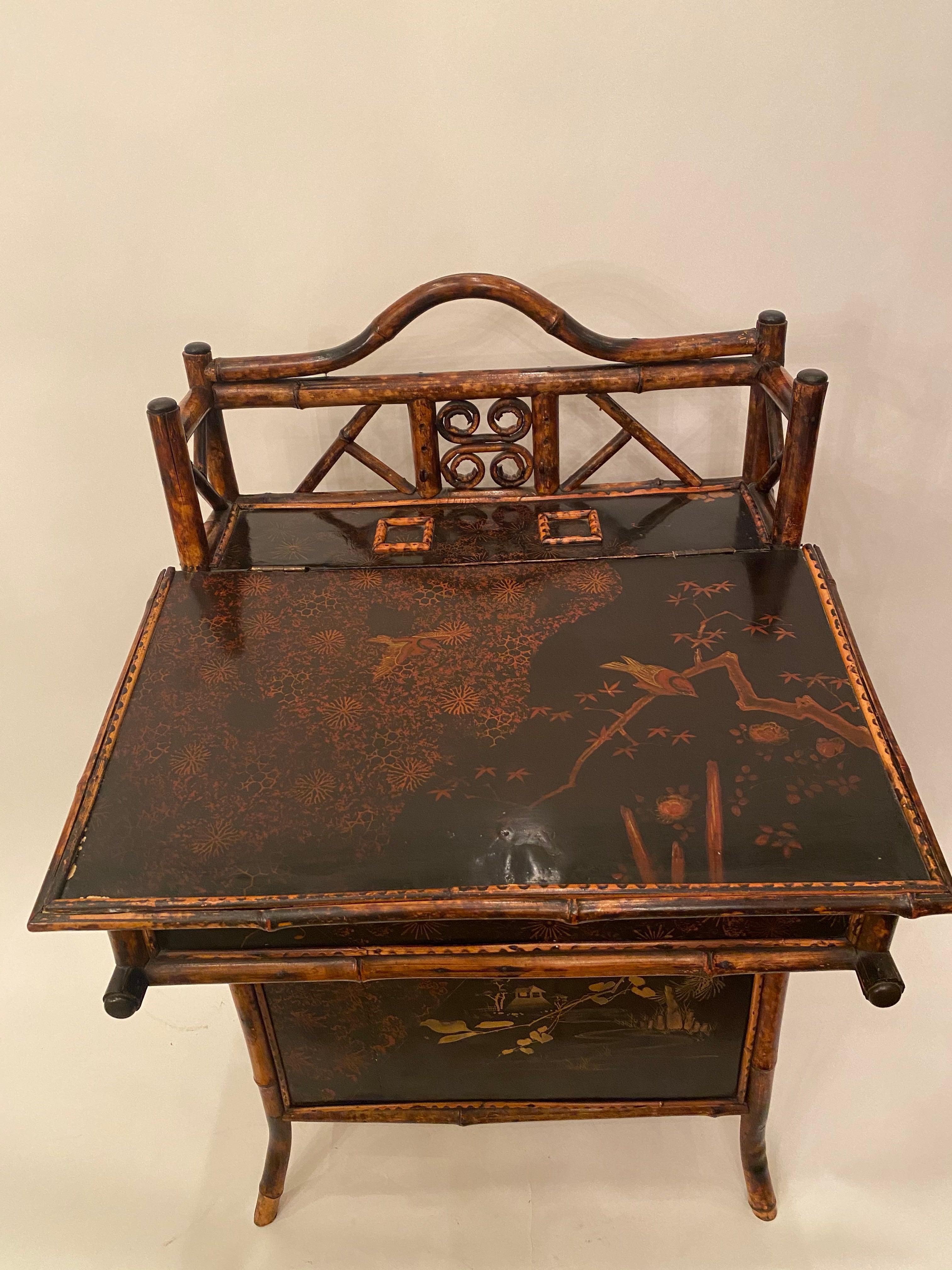 Late Meiji Period Japanese Export Lacquer Bamboo Desk, circa 1900s 4