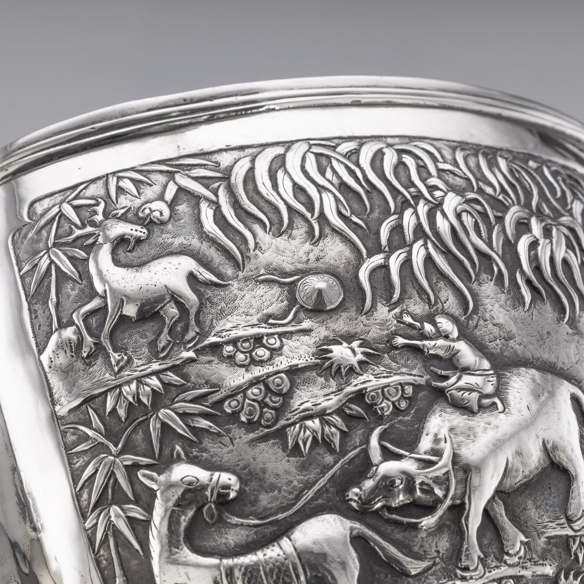 19th Century Chinese Export Large Solid Silver Bowl, Cum Wo, c.1880 For Sale 10