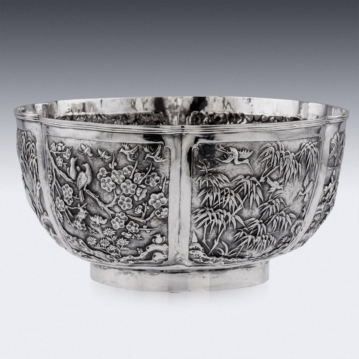 19th Century Chinese Export Large Solid Silver Bowl, Cum Wo, c.1880 For Sale 1