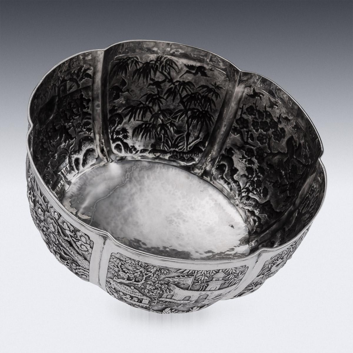 19th Century Chinese Export Large Solid Silver Bowl, Cum Wo, c.1880 For Sale 3