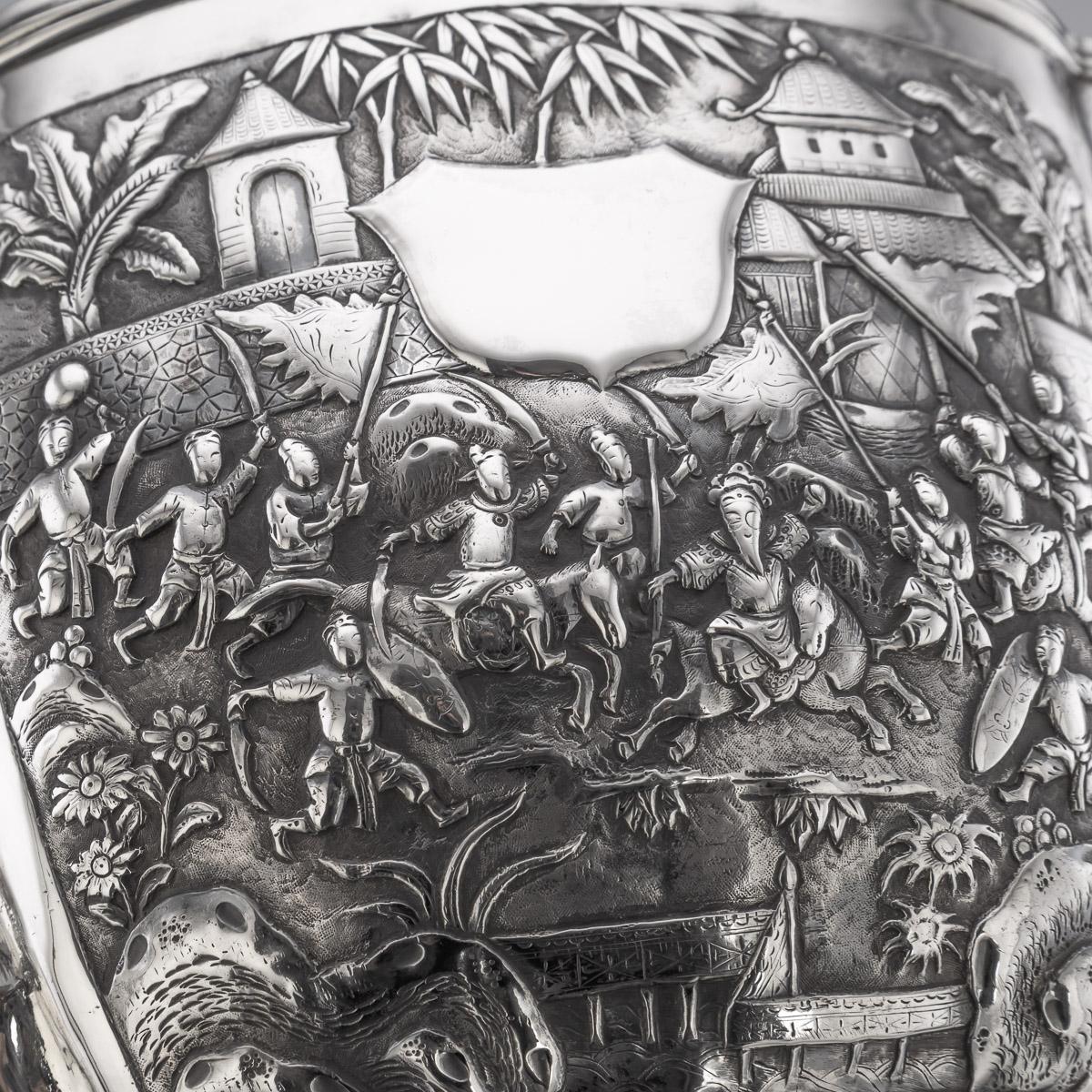 19th Century Chinese Export Large Solid Silver Bowl, Cum Wo, c.1880 For Sale 5