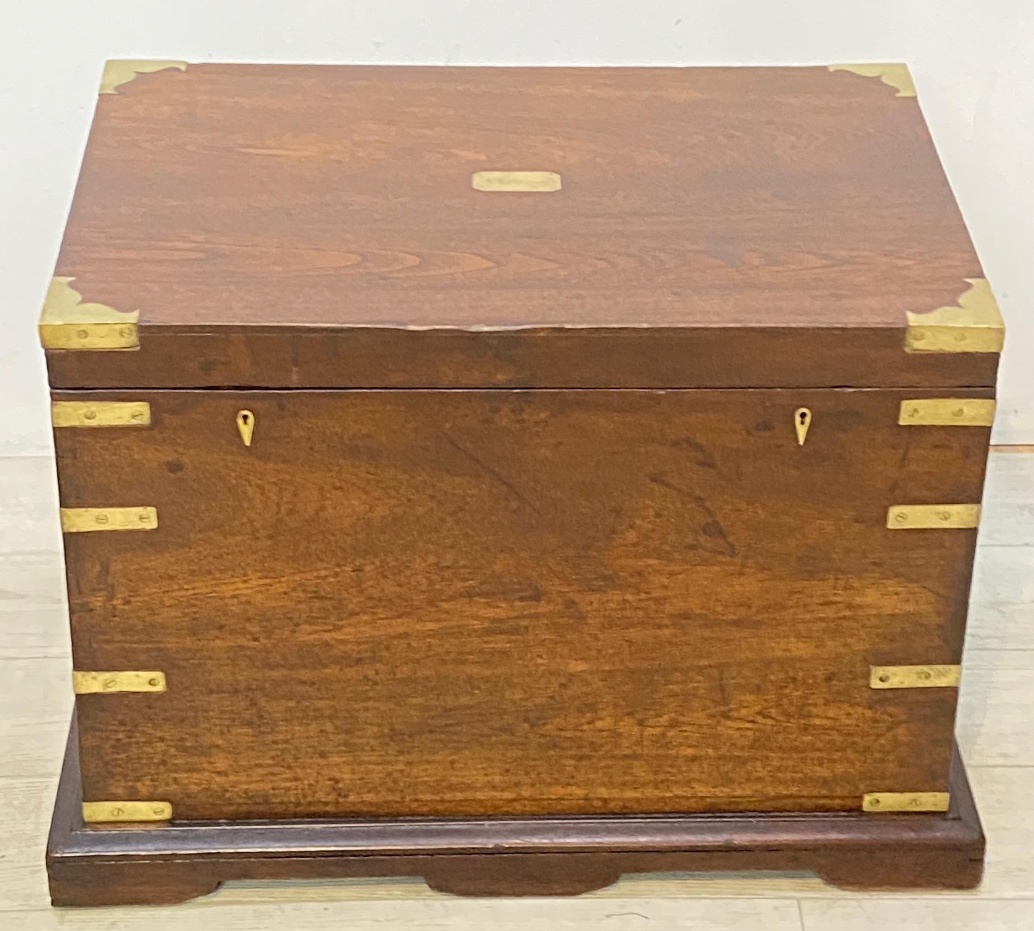 19th Century Chinese Export Mahogany and Brass Chest Trunk / End Table In Good Condition In San Francisco, CA