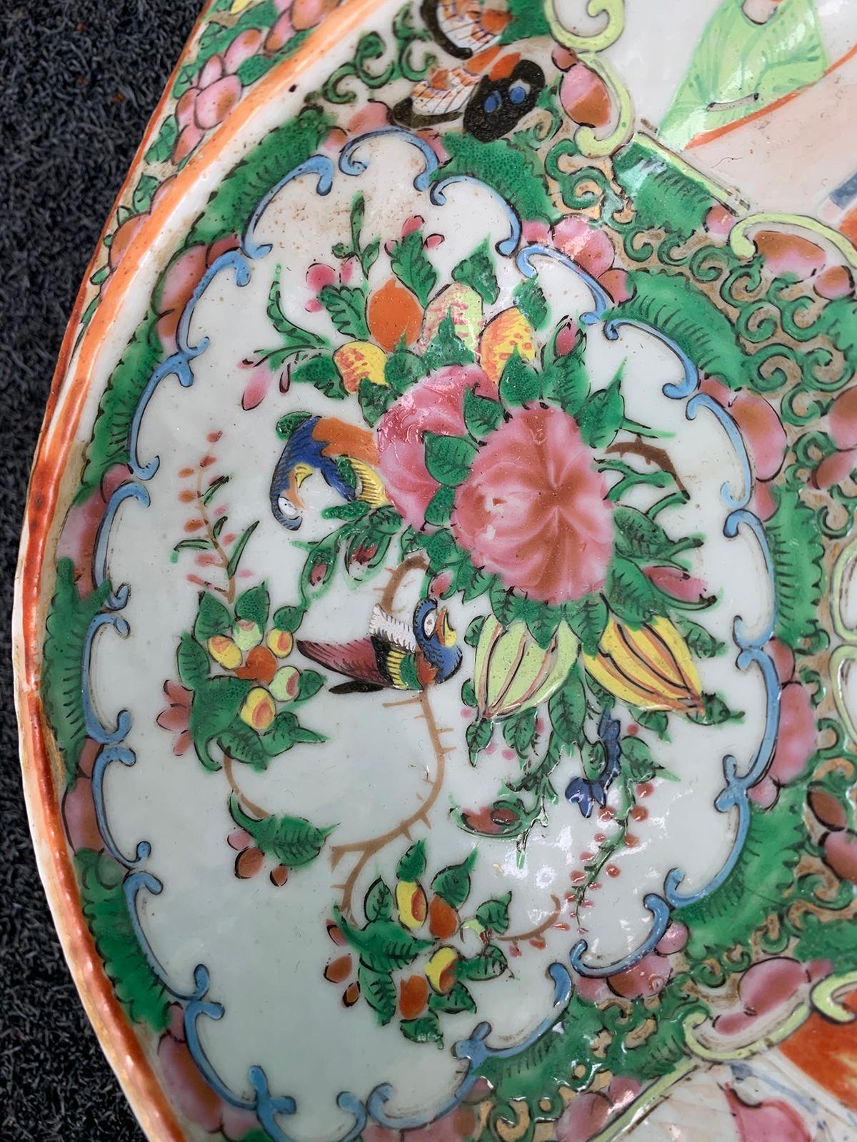 19th Century Chinese Export Medallion Ruyi Form Bowl, Unmarked For Sale 5