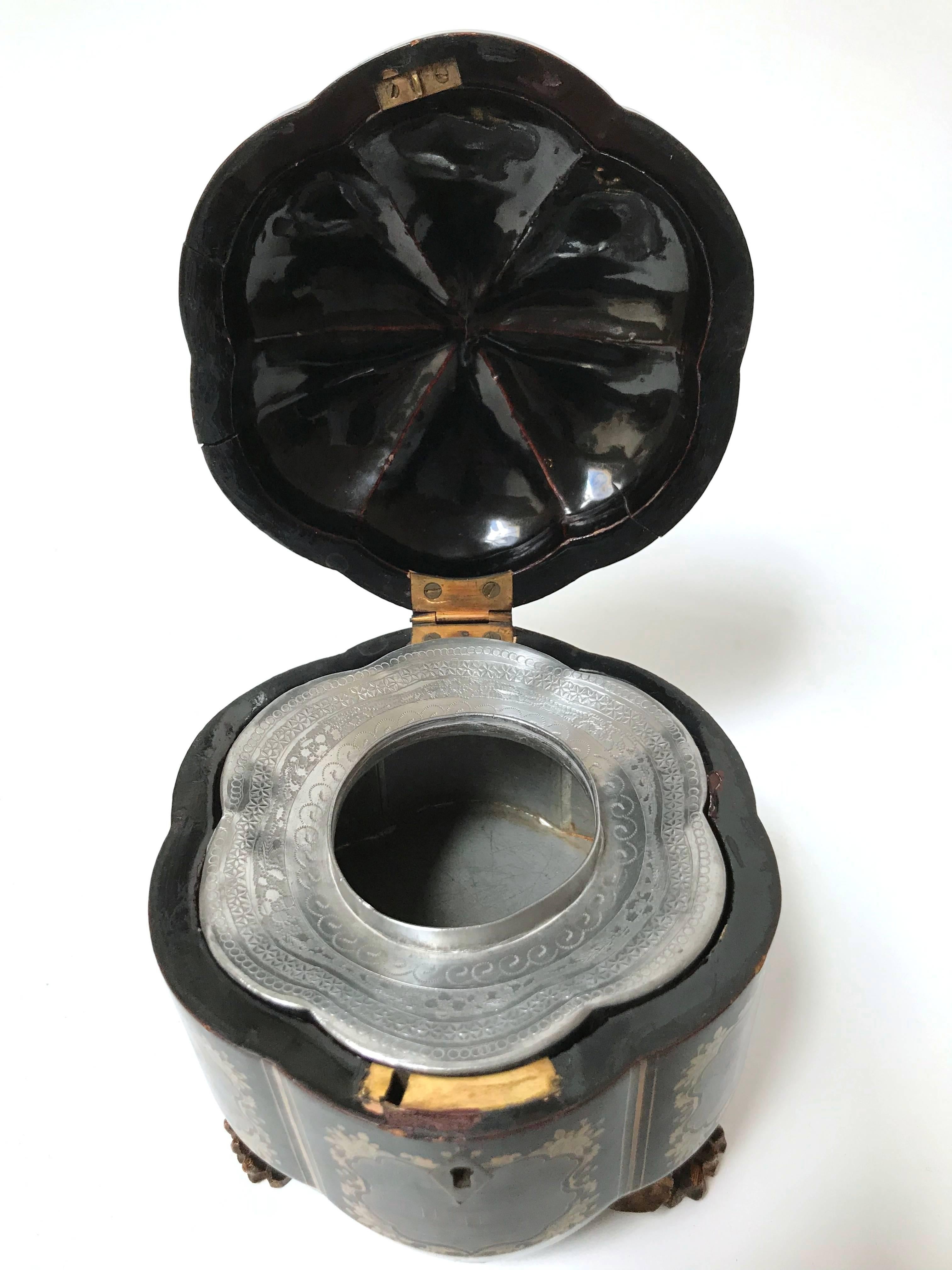 Lacquered 19th Century Chinese Export Melon Form Tea Caddy