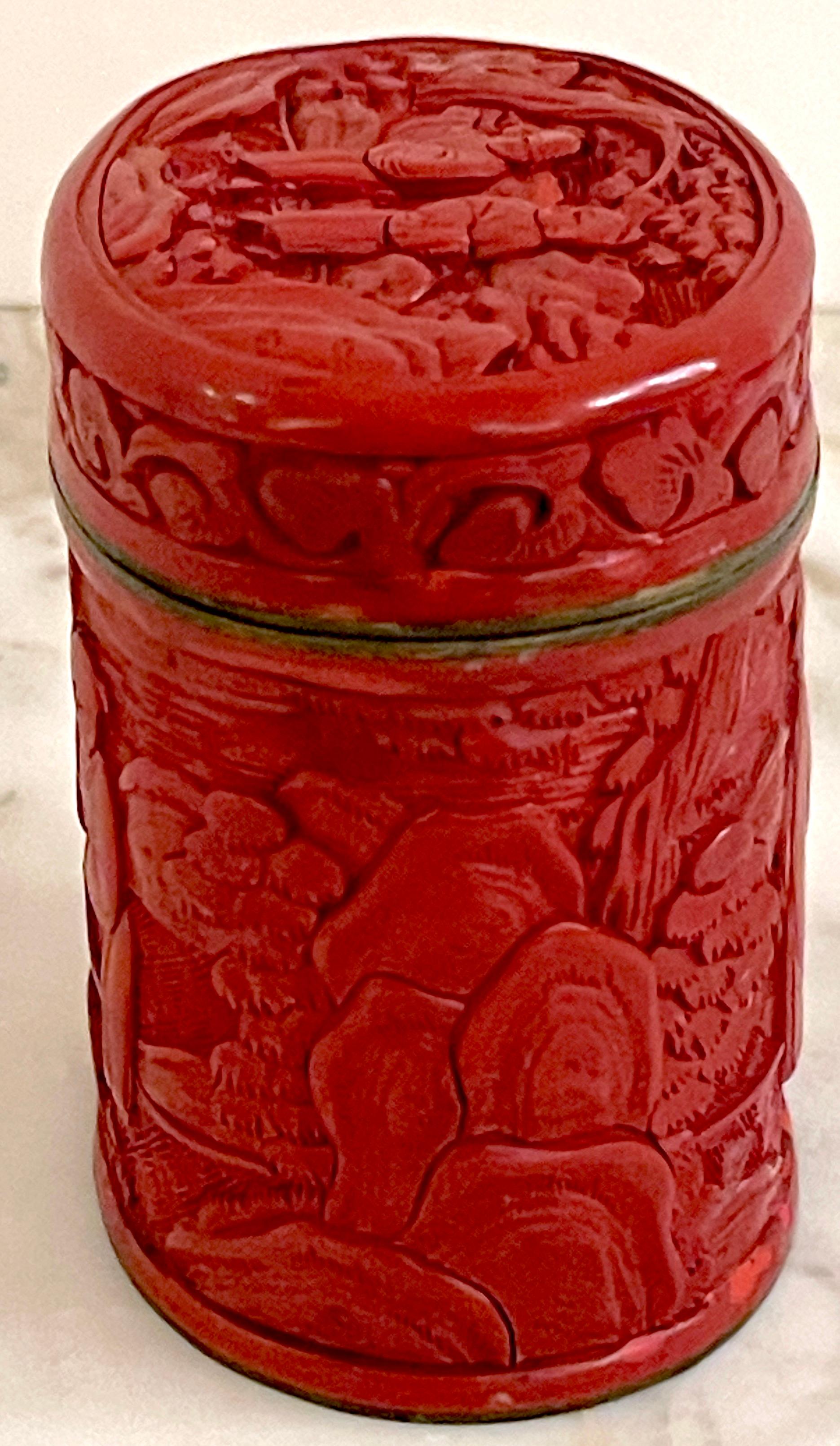 19th Century  Chinese Export Oval Cinnabar Box For Sale 2