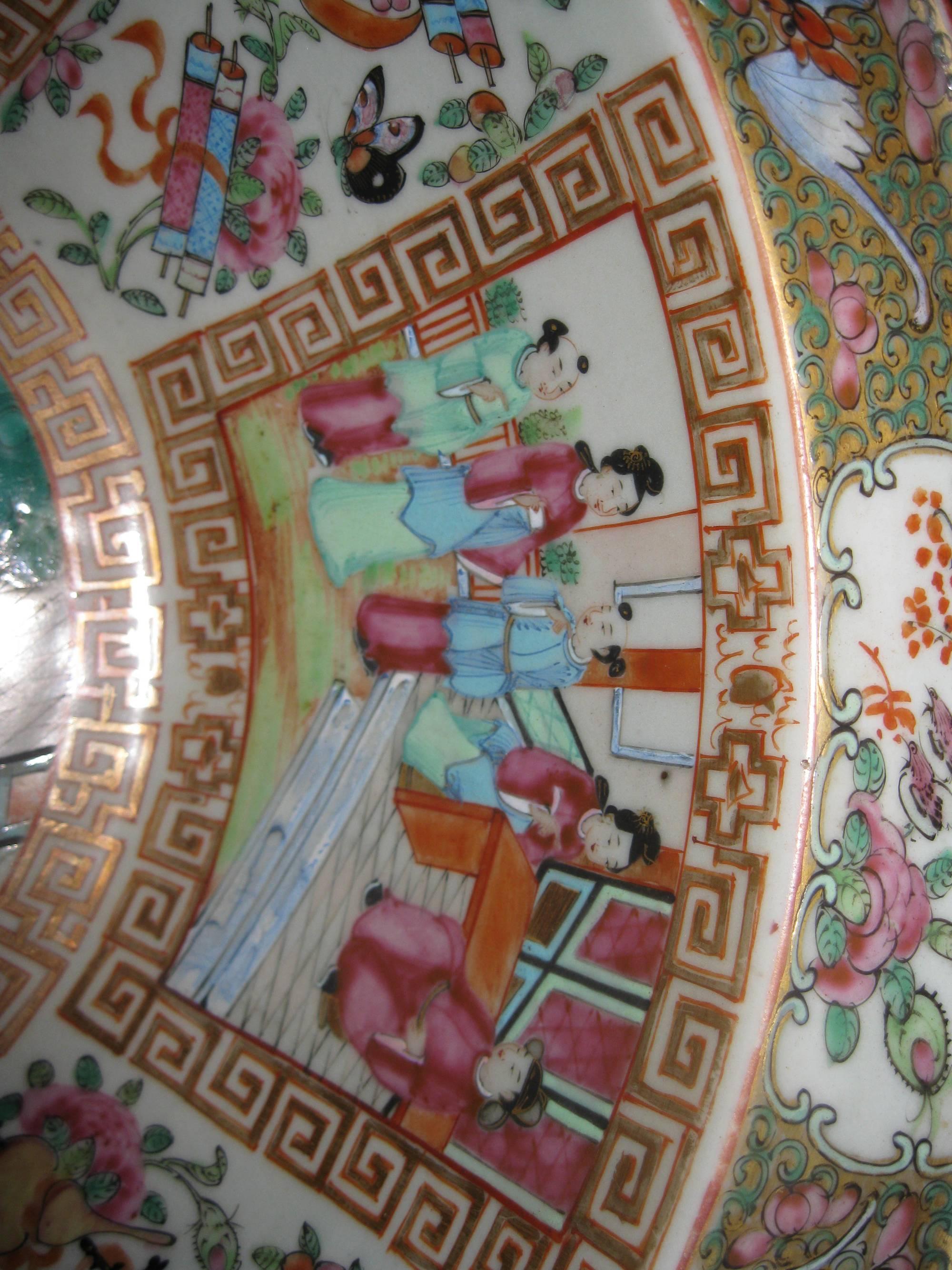 Qing Ciotola da lavare con rosa mandarino da esportazione cinese del XIX secolo in vendita