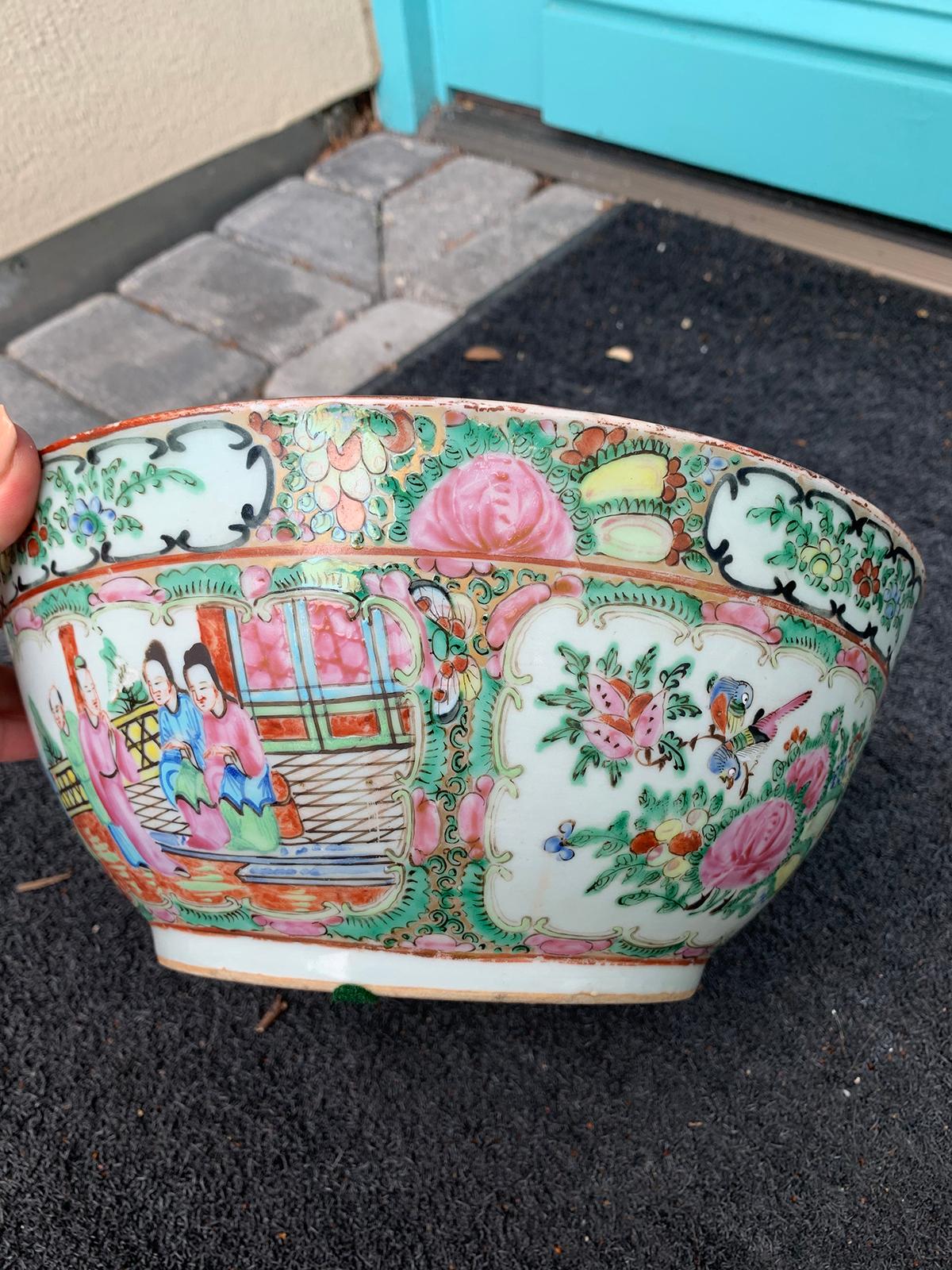 19th Century Chinese Export Rose Medallion Enameled Porcelain Punch Bowl 8