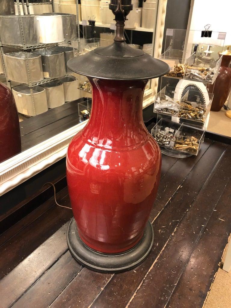 Jarrón chino de exportación Sang de Boeuf del siglo XIX, ahora como lámpara en venta 3