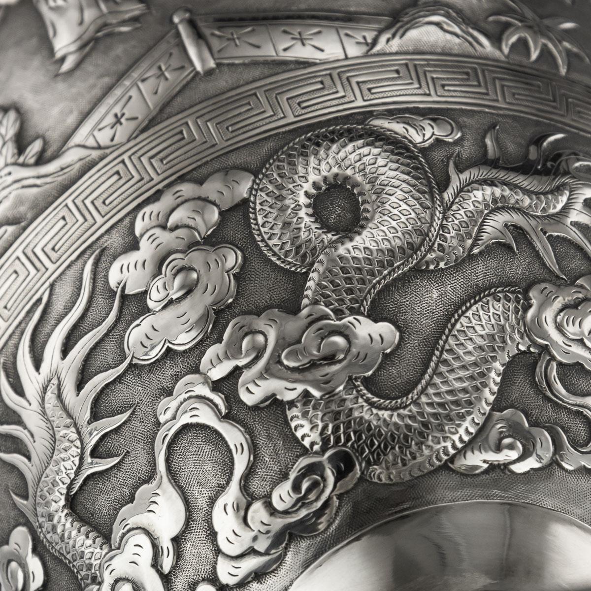 Coupe et couvercle à deux anses en argent d'exportation chinois du XIXe siècle, Luen Wo, vers 1880 en vente 8