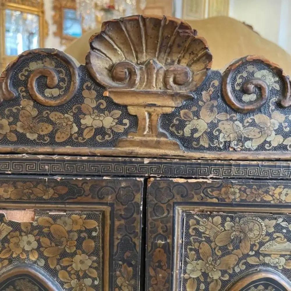 19th Century Chinese Export Table Cabinet For Sale 1