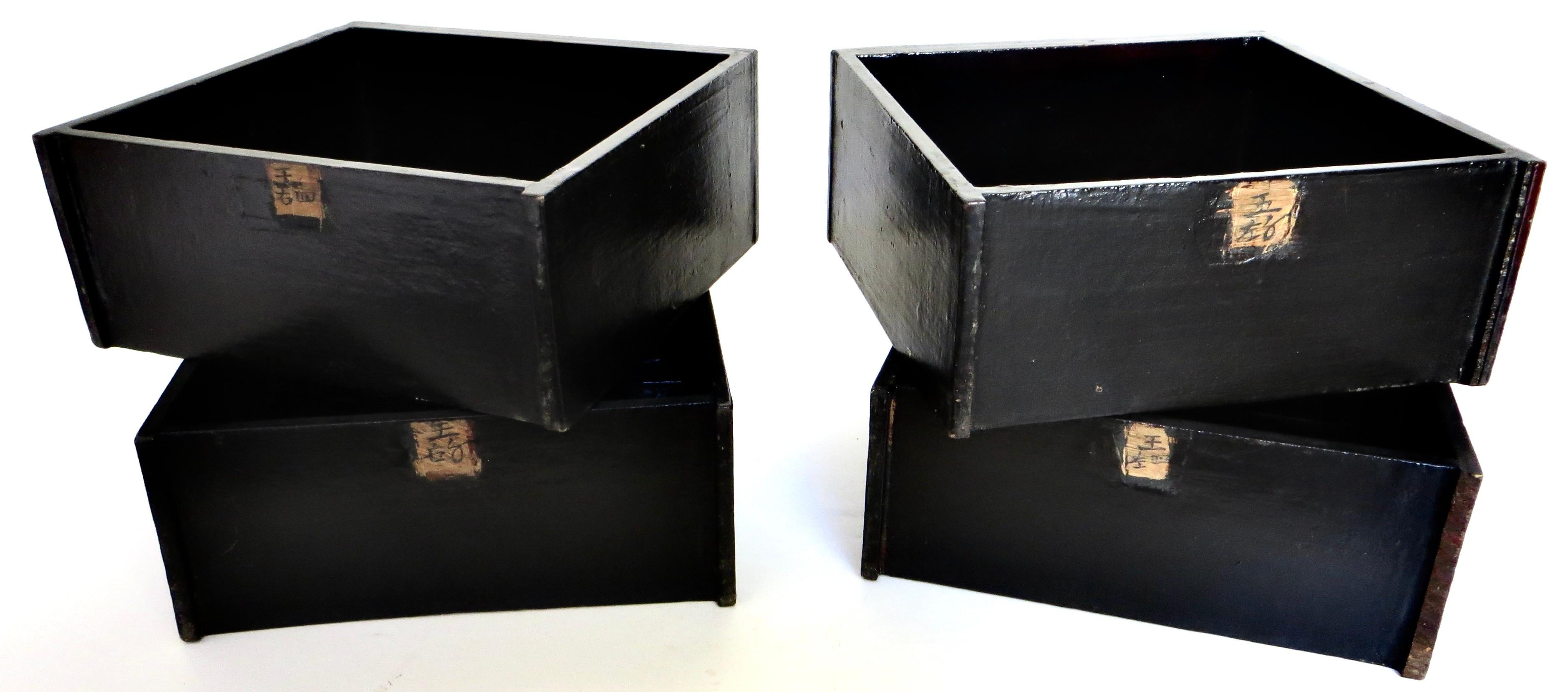 19th Century Chinese Export Table Top Black Lacquer Jewelry/Valuables Cabinet For Sale 3