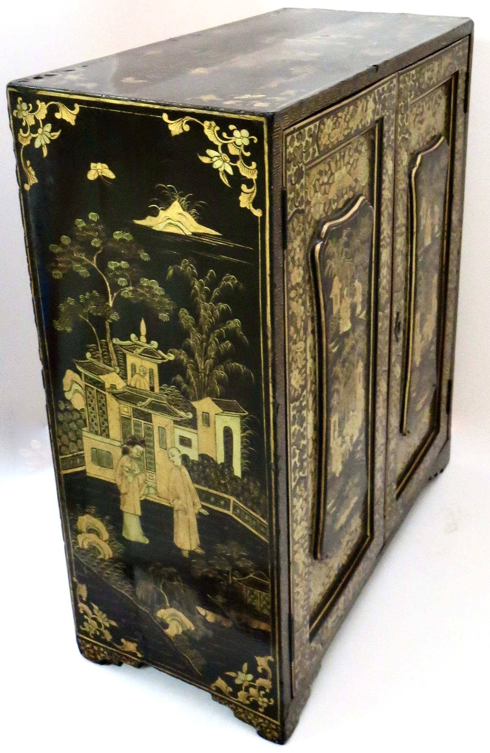 Lacquered 19th Century Chinese Export Table Top Black Lacquer Jewelry/Valuables Cabinet For Sale