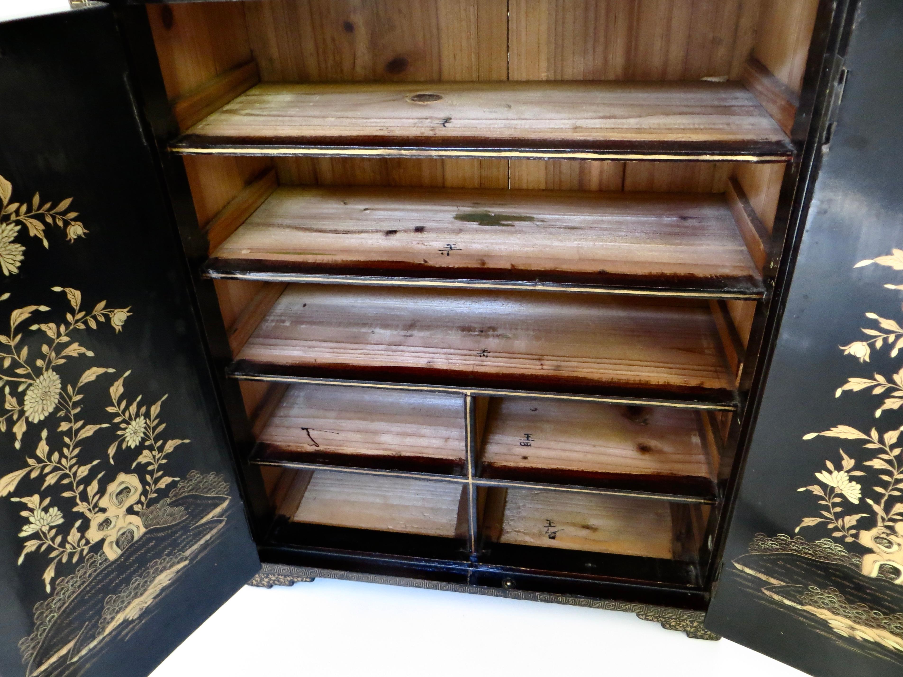 Wood 19th Century Chinese Export Table Top Black Lacquer Jewelry/Valuables Cabinet For Sale