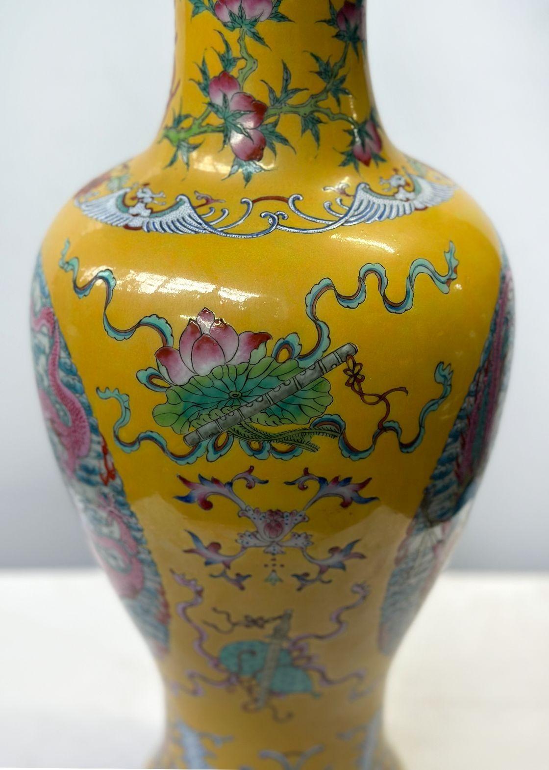 19th Century Chinese Famille Jaune Porcelain Vase For Sale 3