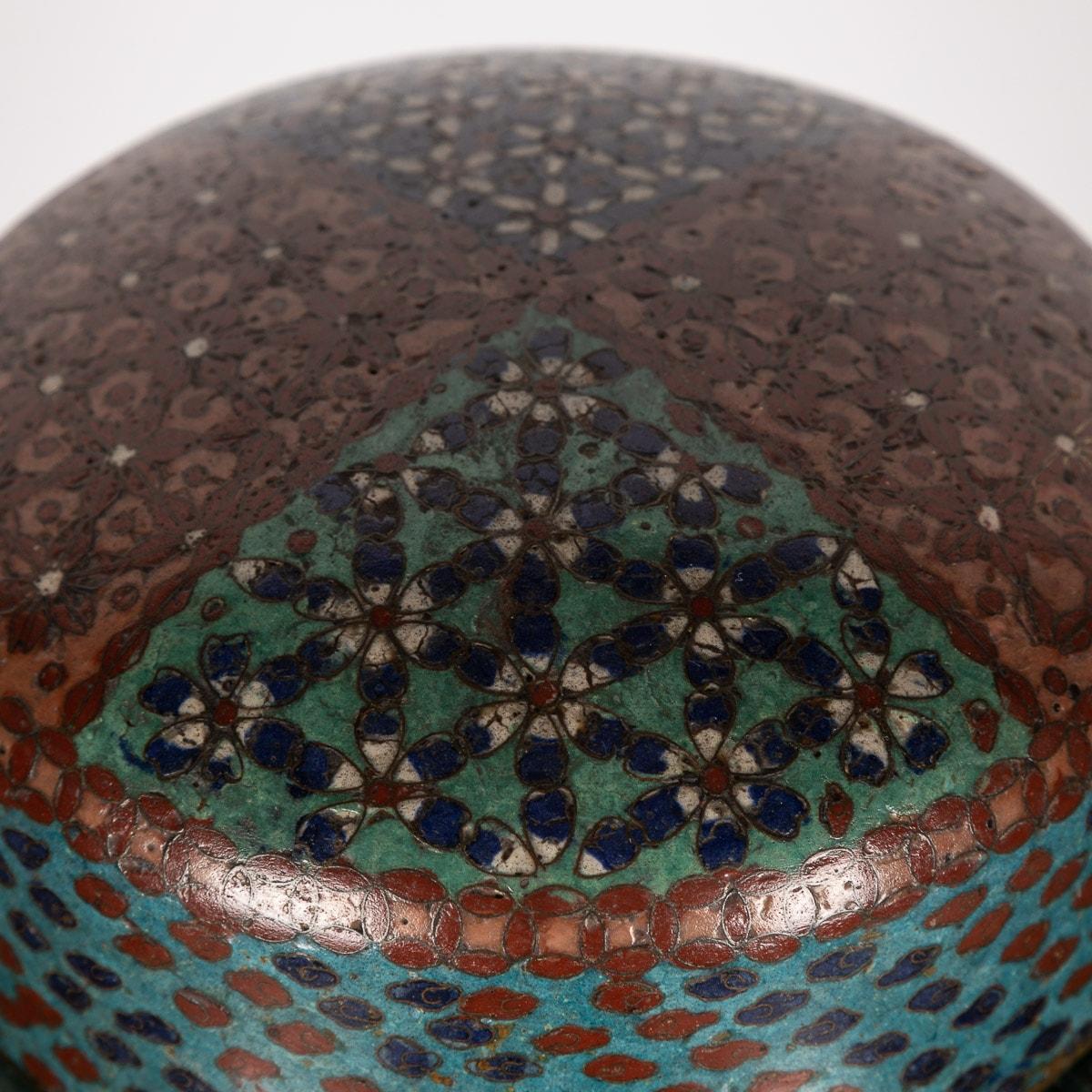 19th Century Chinese Famille-Noire Cloosonne Enamel Lidded Ginger Jars 7