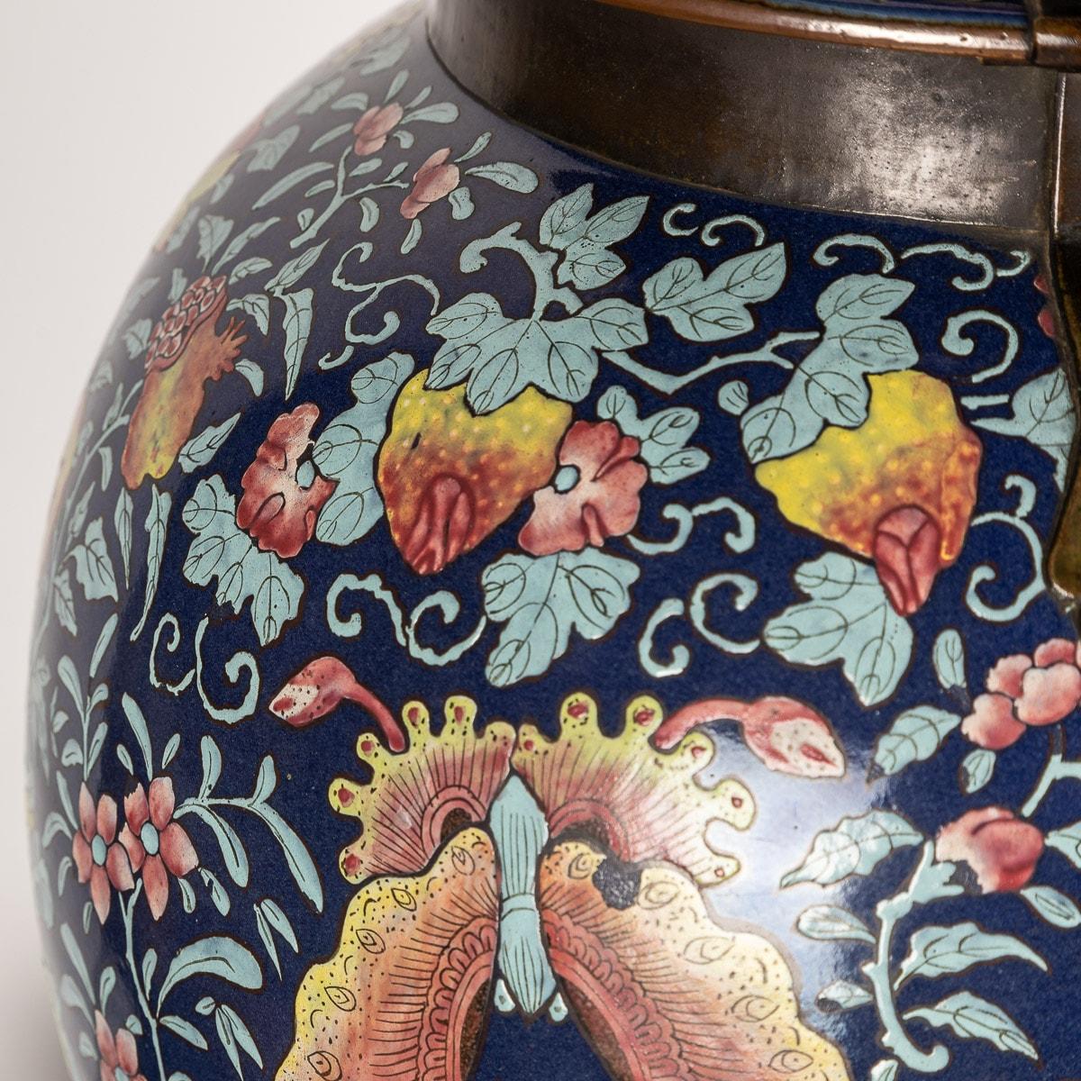 19th Century Chinese Famille-Noire Porcelain Lidded Ginger Jars 12