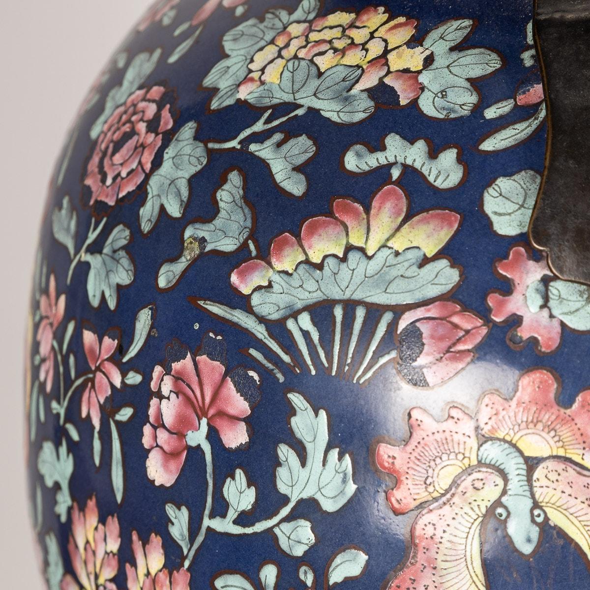 19th Century Chinese Famille-Noire Porcelain Lidded Ginger Jars 15