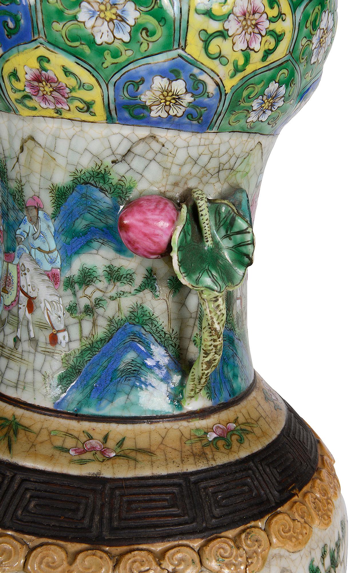 Vase / lampe en céramique craquelée Famille Rose de Chine du 19ème siècle Bon état - En vente à Brighton, Sussex