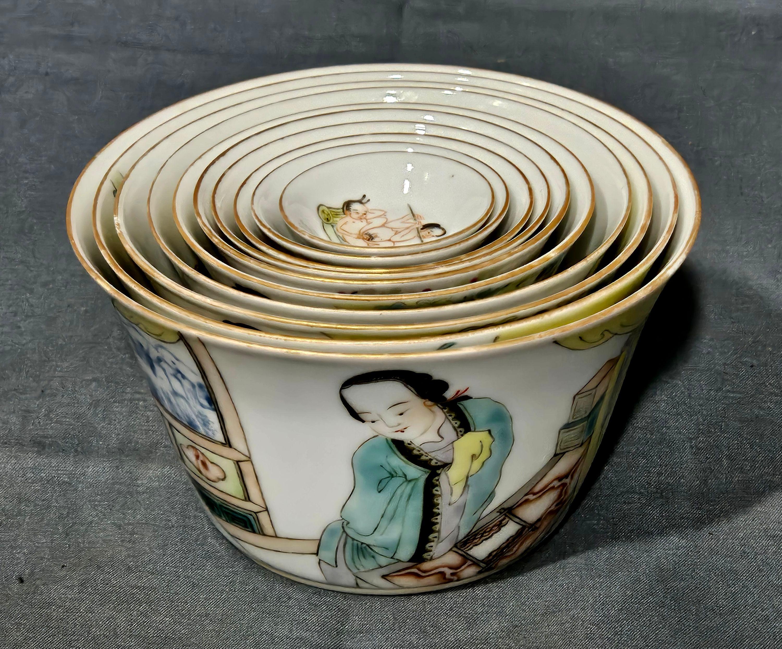 19. Jahrhundert Chinesische Famille Rose Erotische Nistschalen (10), signiert und markiert im Angebot 15