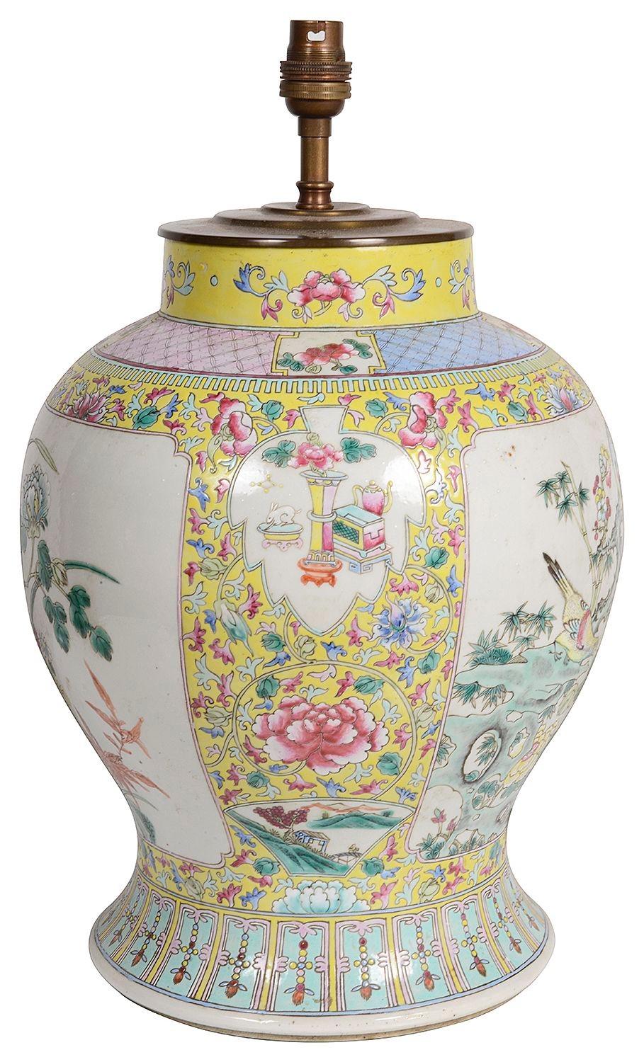 Jarrón / lámpara china del siglo XIX de estilo rosa familiar en Bueno estado para la venta en Brighton, Sussex