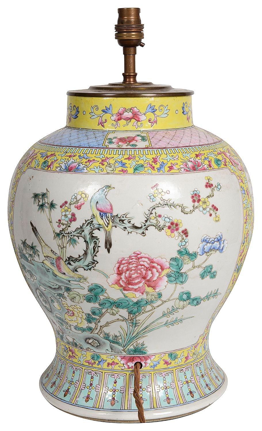 Jarrón / lámpara china del siglo XIX de estilo rosa familiar Porcelana en venta