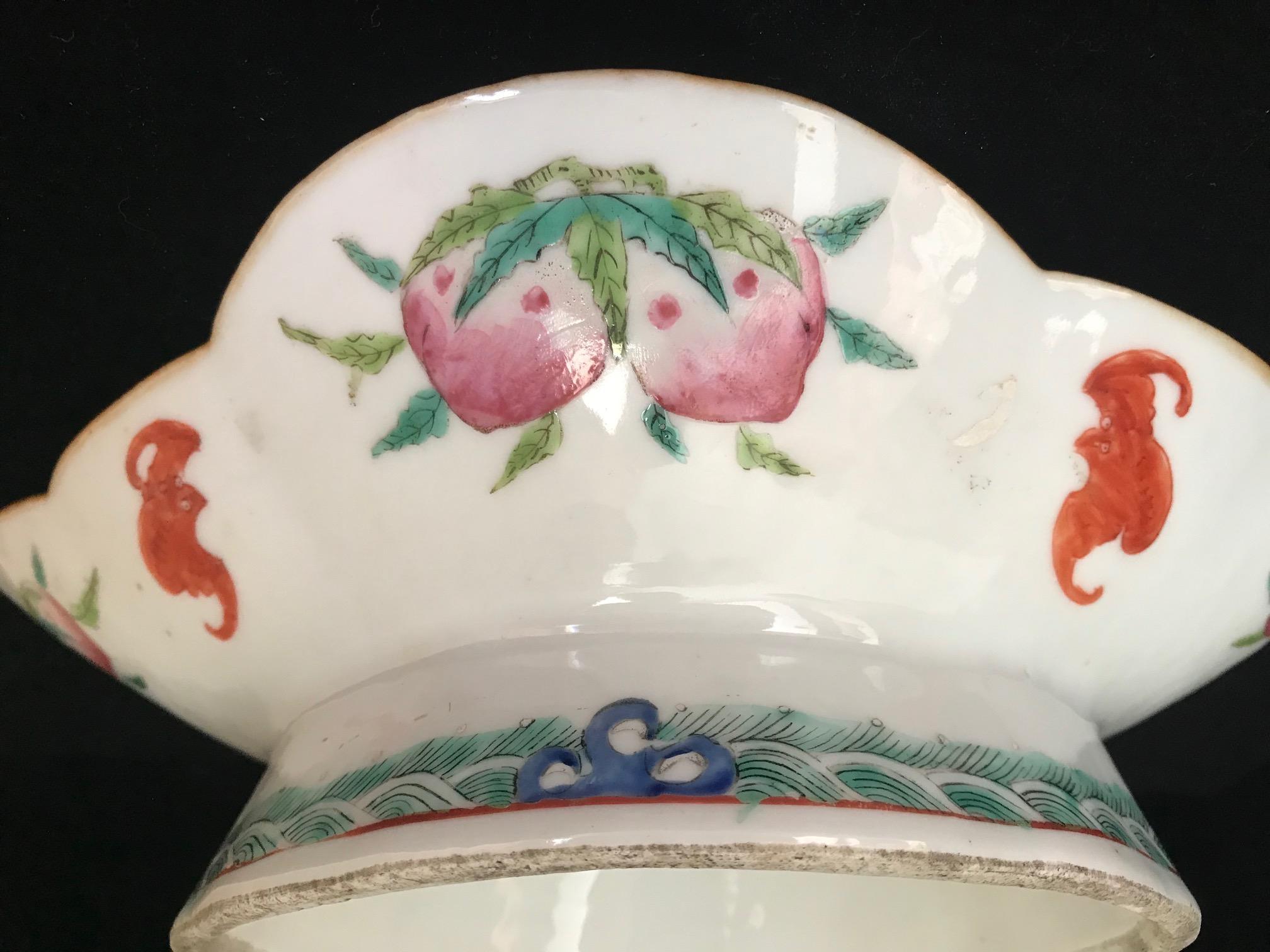 19th Century Chinese Famille Rose “Wu Shuang Pu“ Pedestal Bowl, Qing Dynasty 2