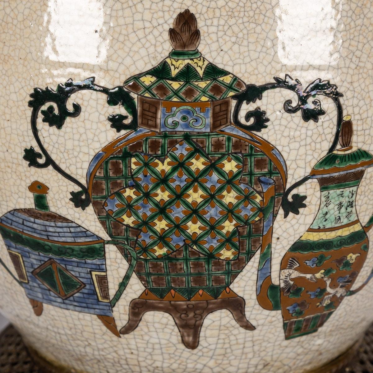 Vaso in porcellana Famille-Verte cinese del XIX secolo montato su ormolu, 1880 ca. in vendita 14