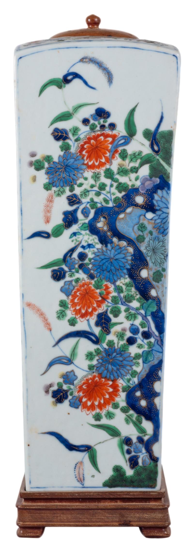Exportation chinoise Vase ou lampe chinoise du 19ème siècle de style Famille Verte, vers 1880 en vente