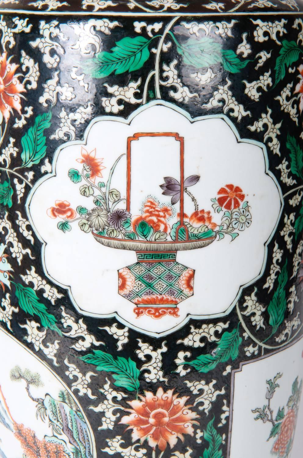 Vase / lampe chinoise Famille Verte du 19ème siècle Bon état - En vente à Brighton, Sussex
