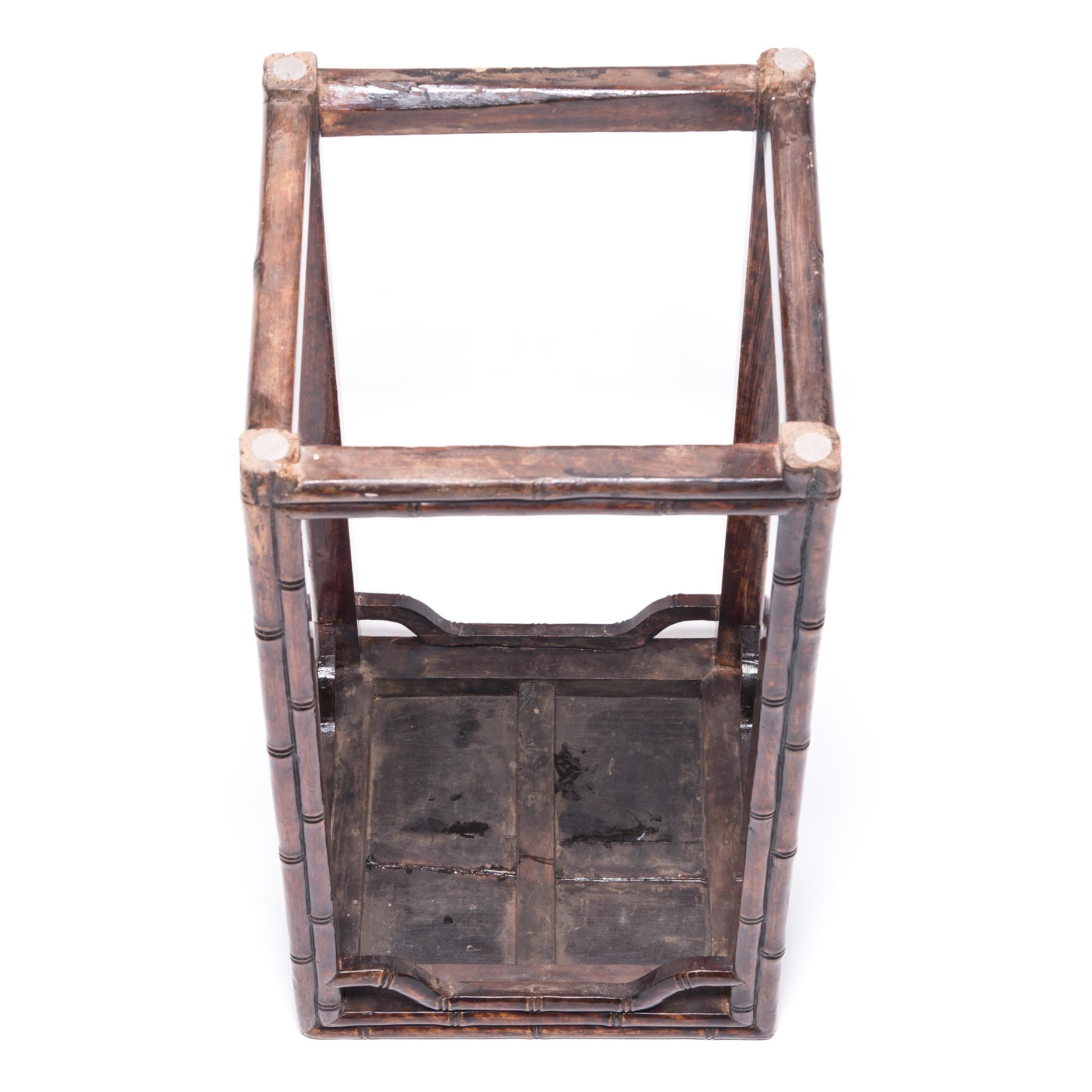 Early 20th Century Chinese Faux Bamboo Display Table 1