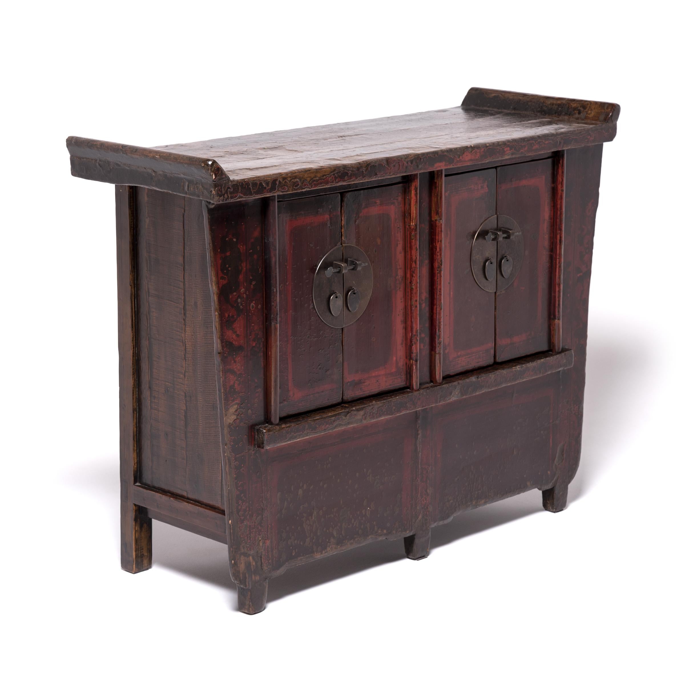 19th Century Chinese Flanked Prosperity Chest In Good Condition In Chicago, IL