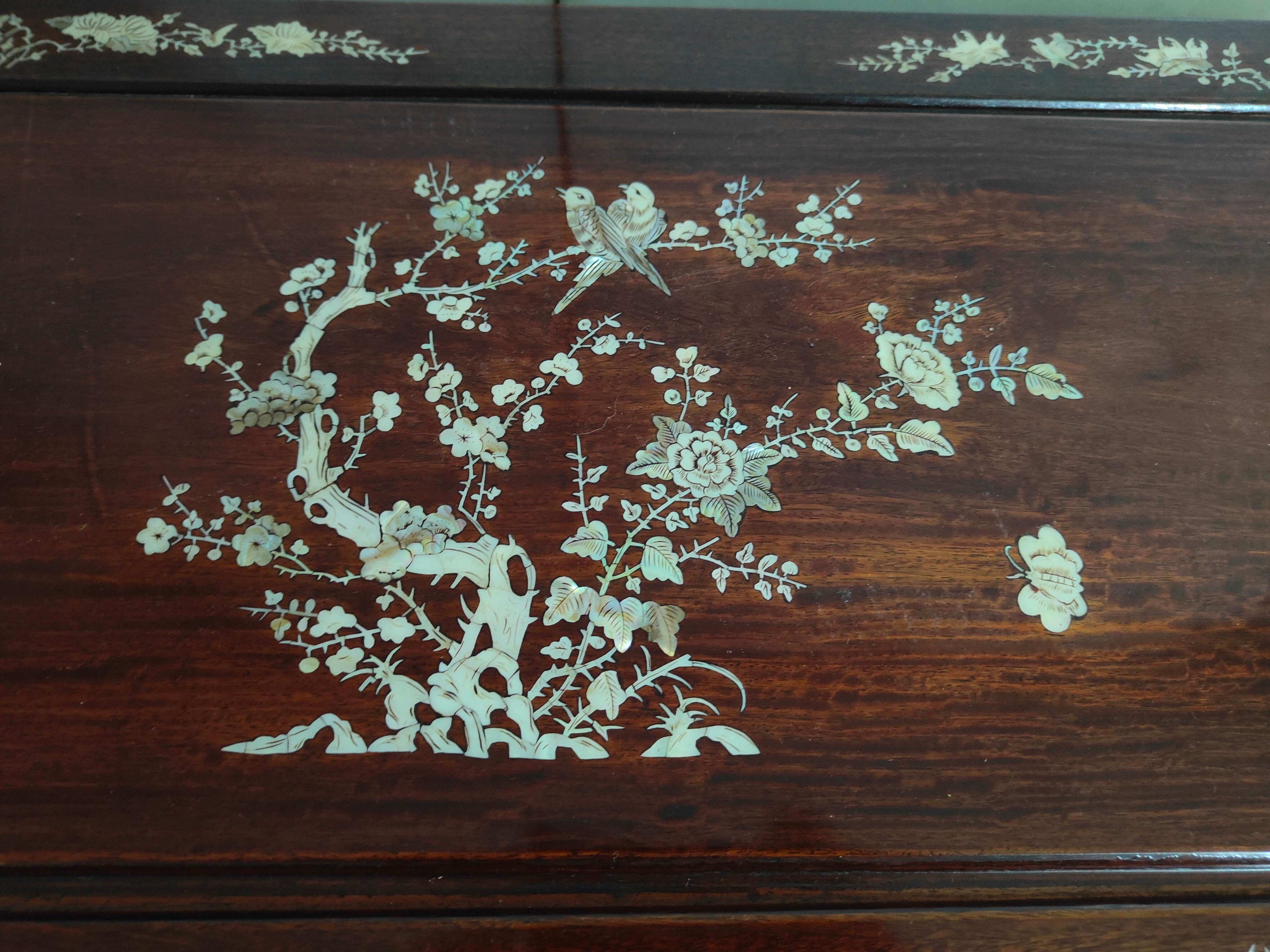 19th Century Chinese Furniture BUFFET For Sale 3
