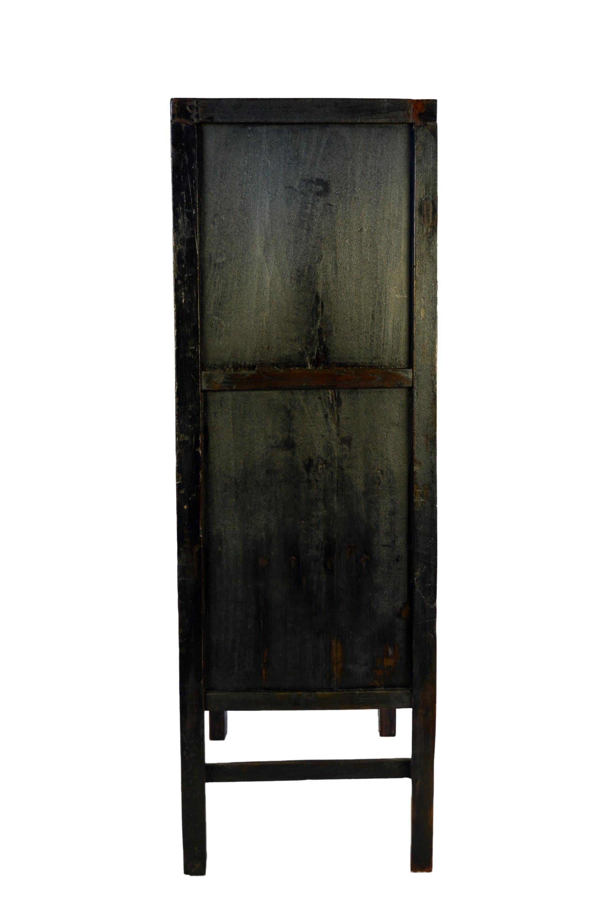 19th Century Chinese Gilt and Black Lacquer Cabinet 2