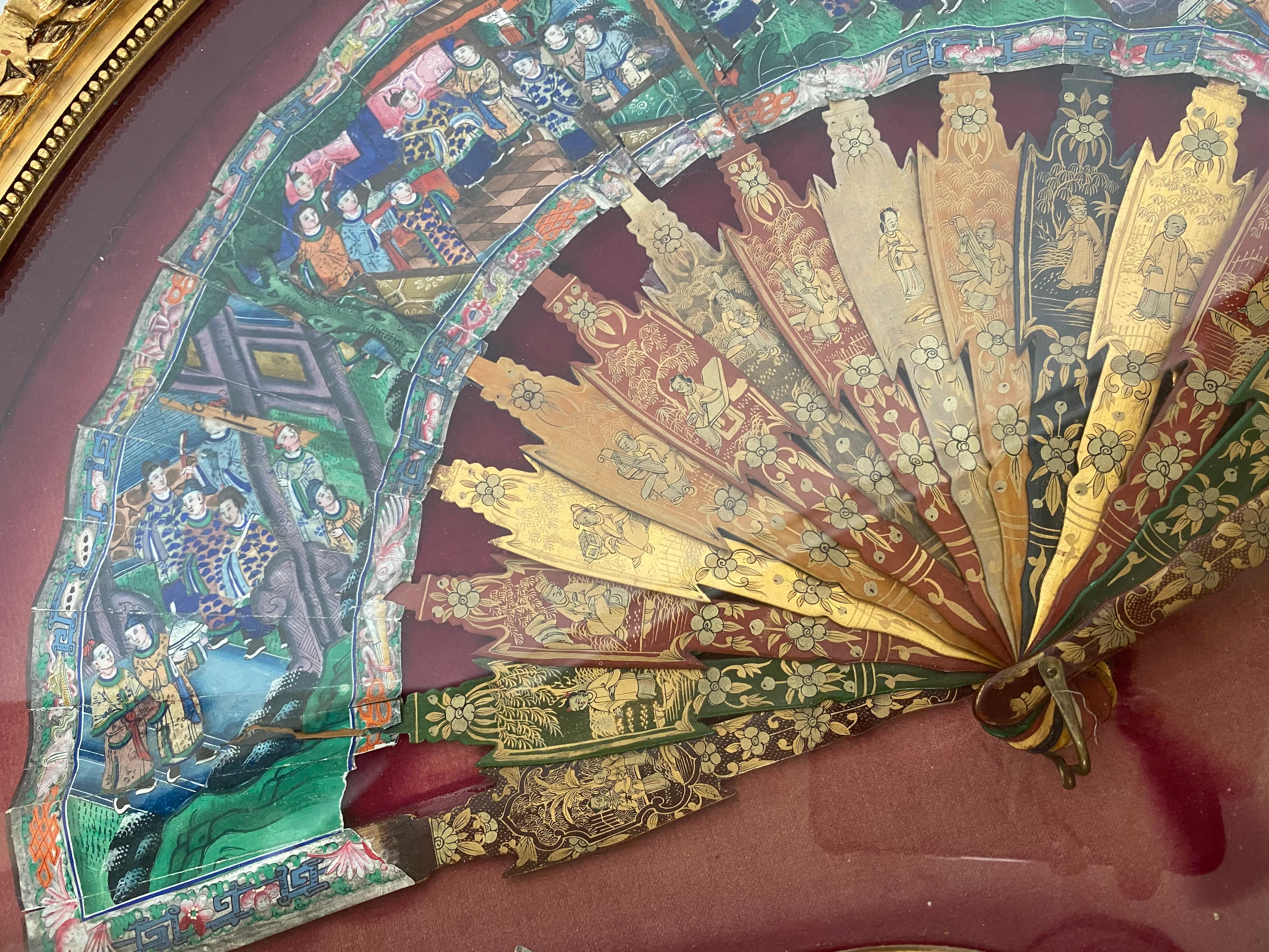 19th Century Chinese Gilt Lacquer Fan with Mother of Pearl Faces and Lacquer Box In Fair Condition For Sale In Brea, CA