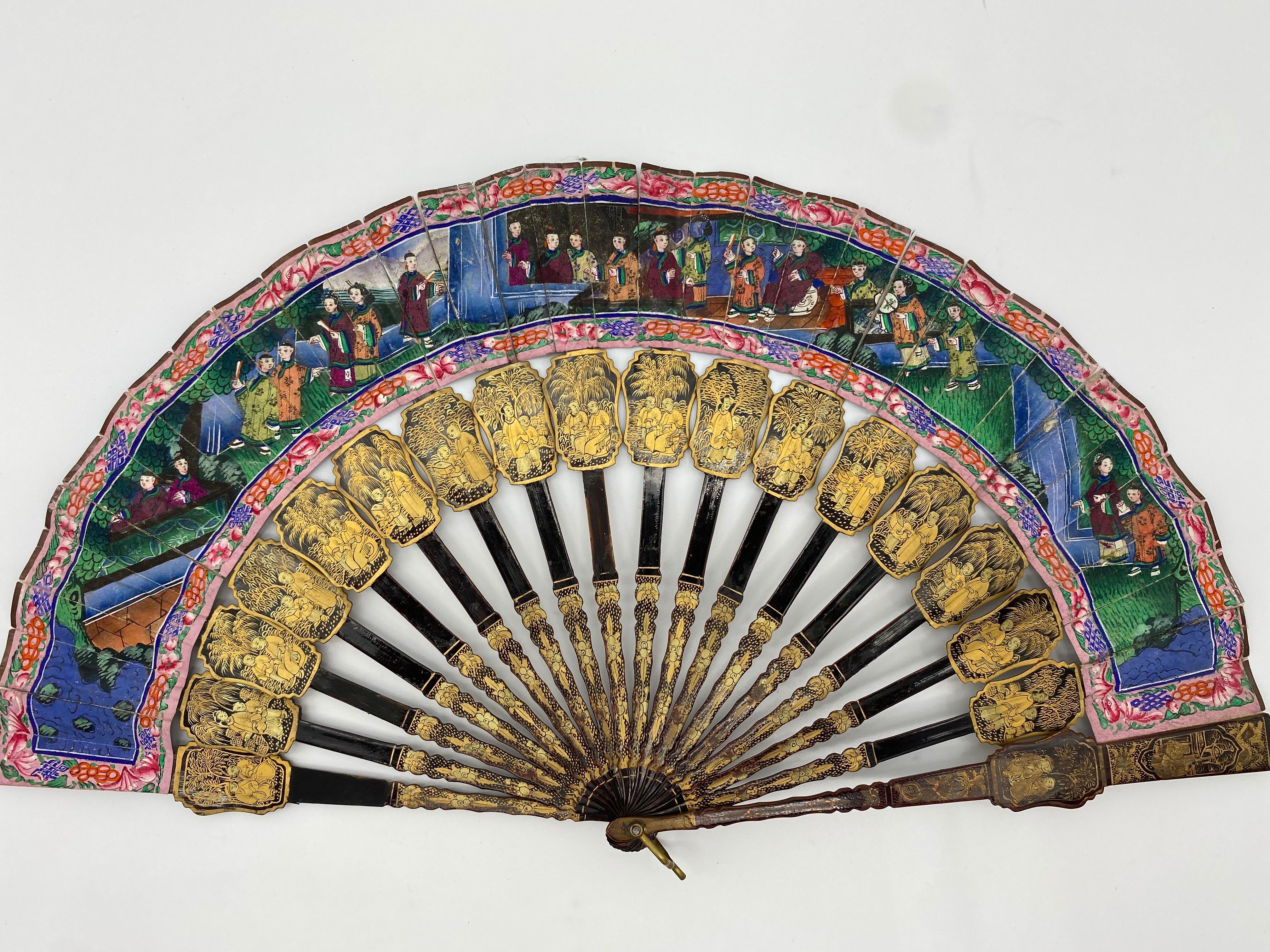 19th Century Chinese Gilt Lacquer Fan with Mother of Pearl Faces and Lacquer Box For Sale 1