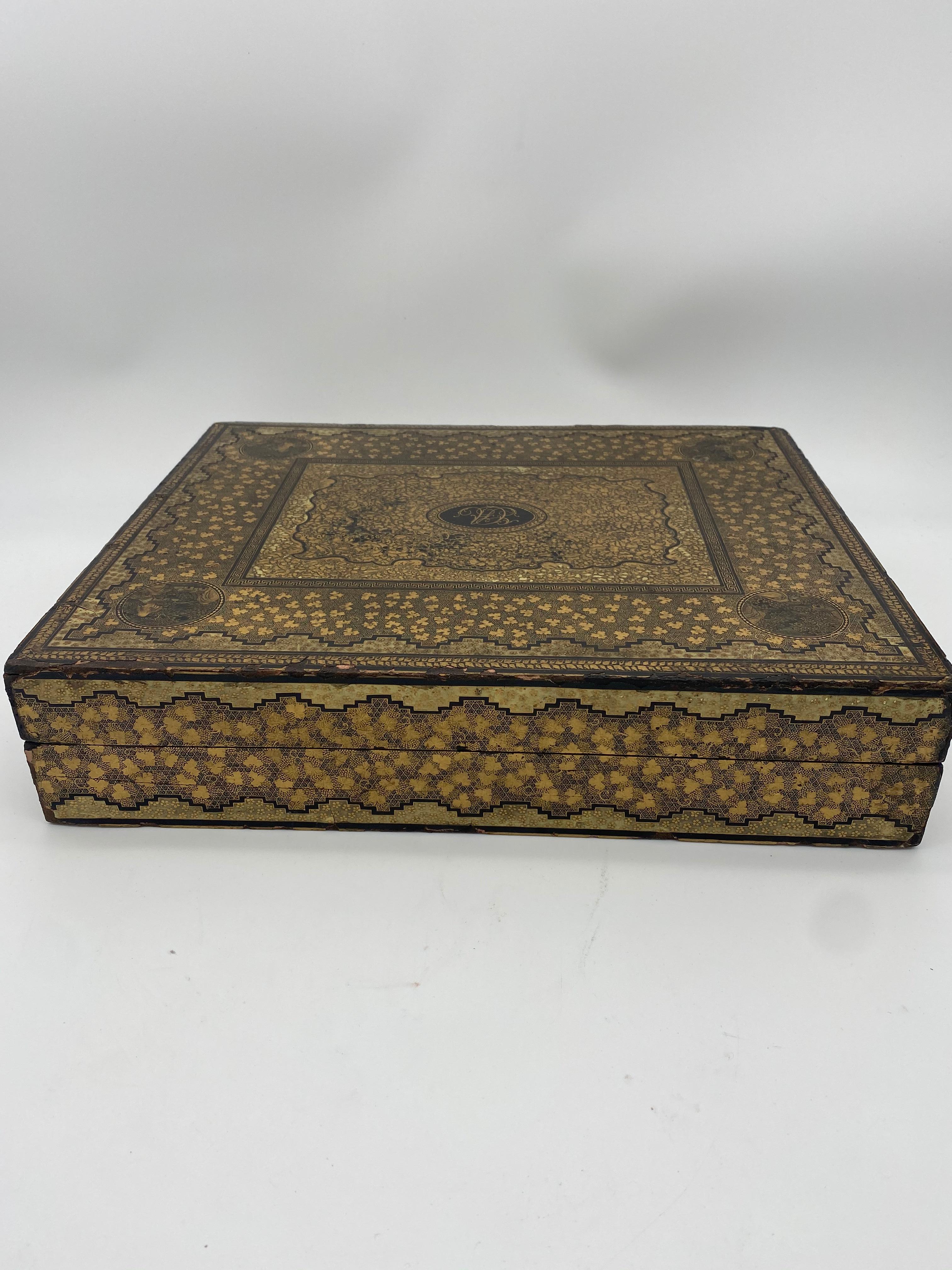 19th Century Chinese Gilt Lacquer Gambling Storage Box Trays and Dishes For Sale 2