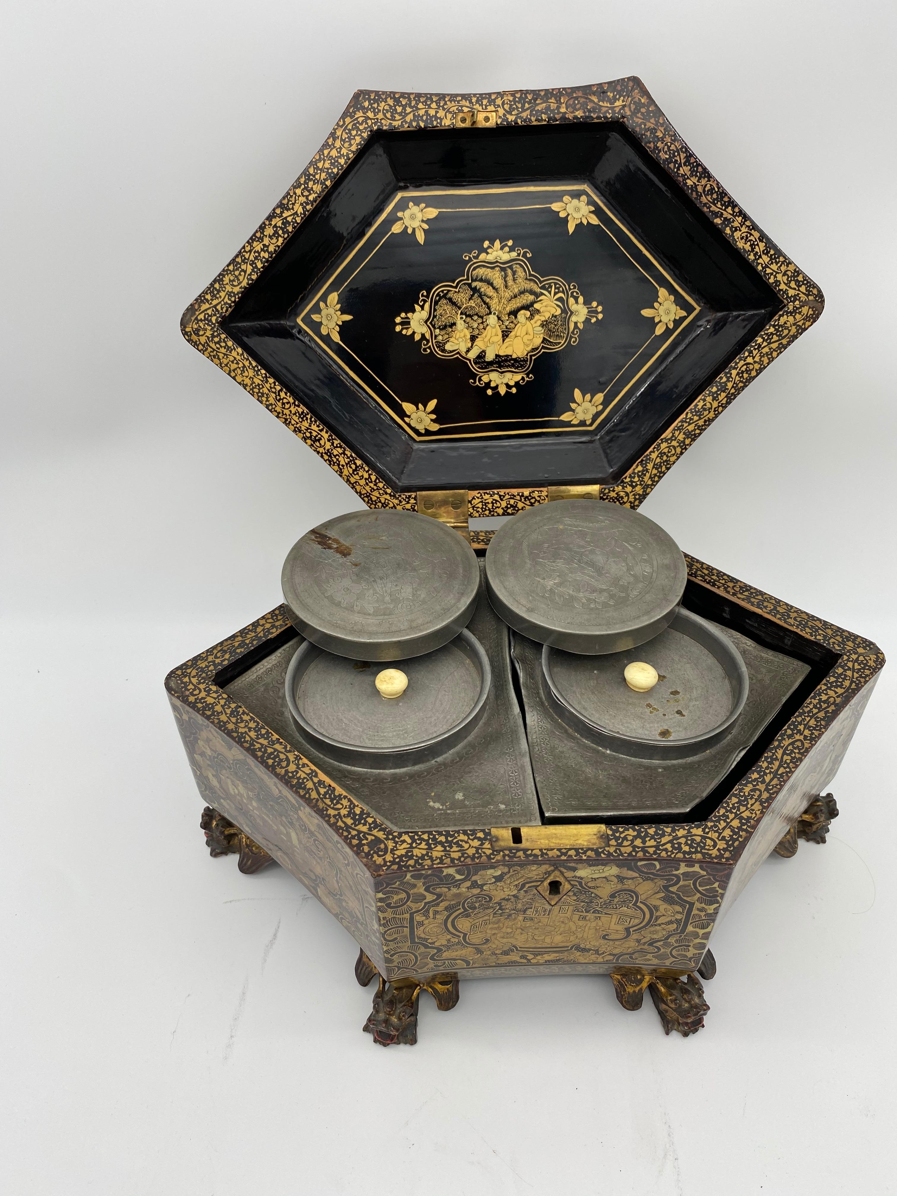 Chinesische Goldlack-Teedose aus dem 19. Jahrhundert (Lack) im Angebot