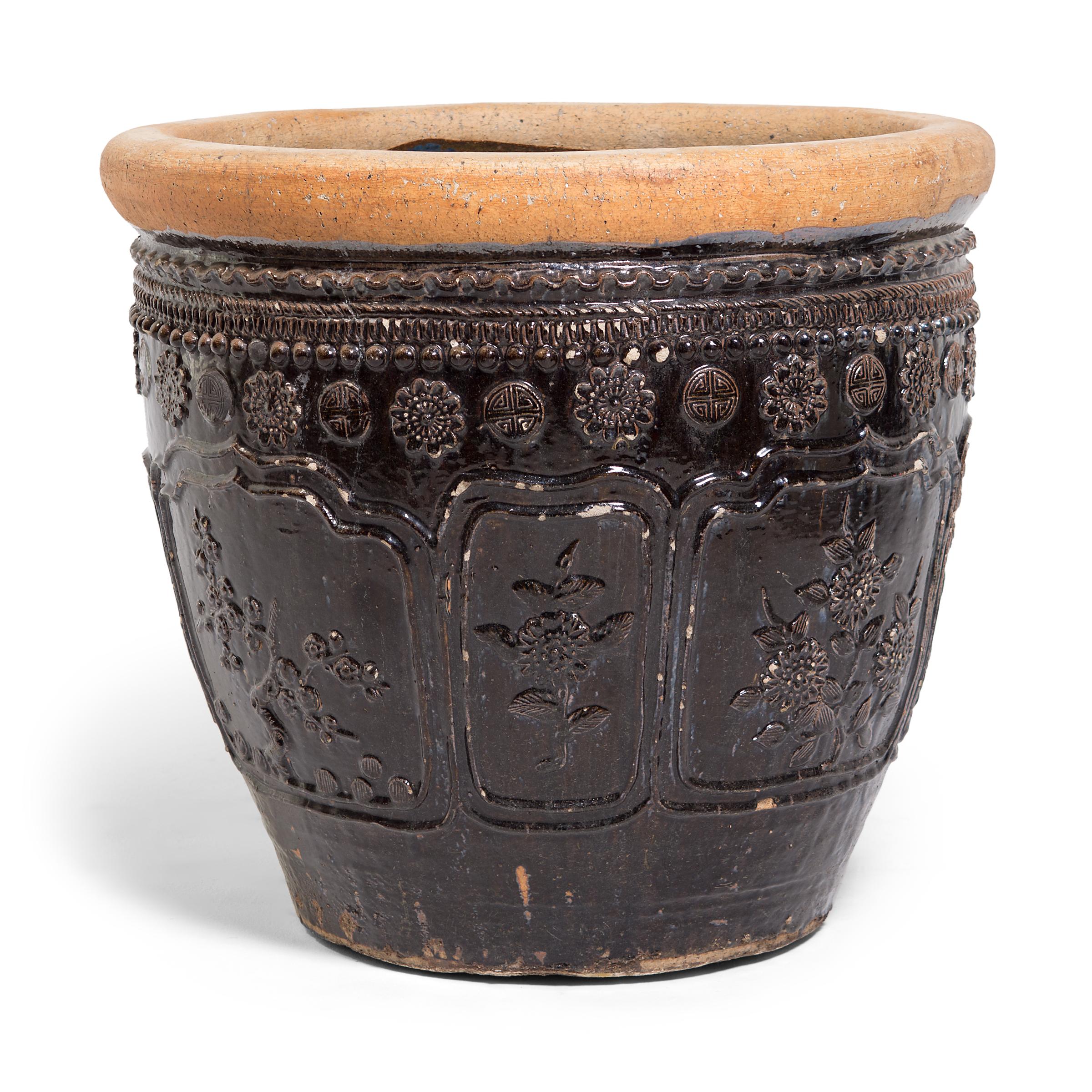 Qing Chinese Grand Floral Relief Urn, c. 1850 For Sale