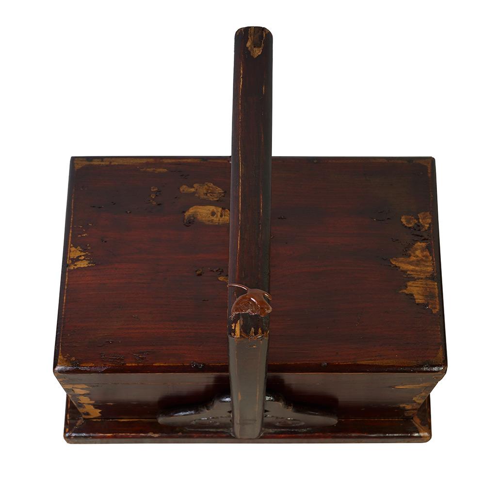 19. Jahrhundert Chinesische handgeschnitzte Meal Delivery und Lunch Box im Zustand „Gut“ im Angebot in Pomona, CA