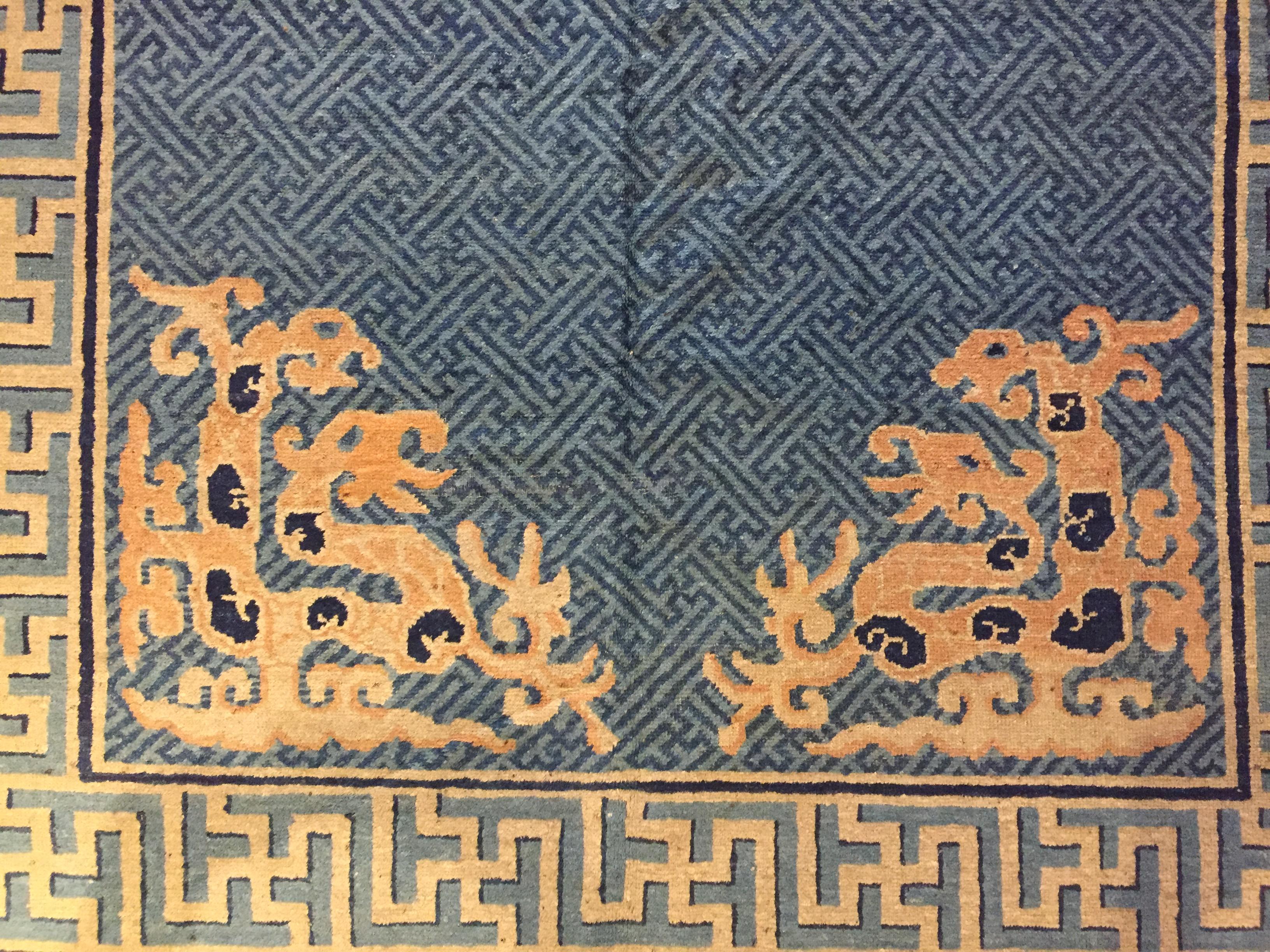 Wool 19th Century Chinese Hand-Knotted Rug Blu Beige with Stylized Spiritual Dragons For Sale