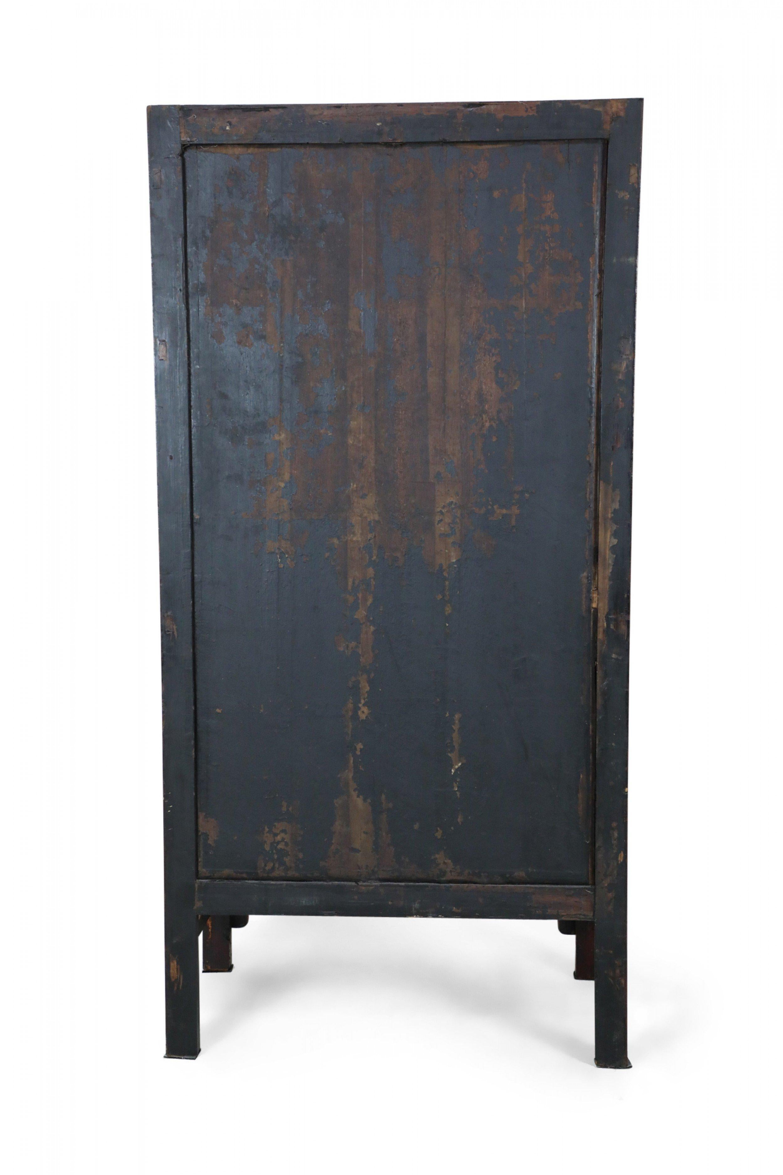 19th Century Chinese Hardwood Armoire In Good Condition For Sale In New York, NY