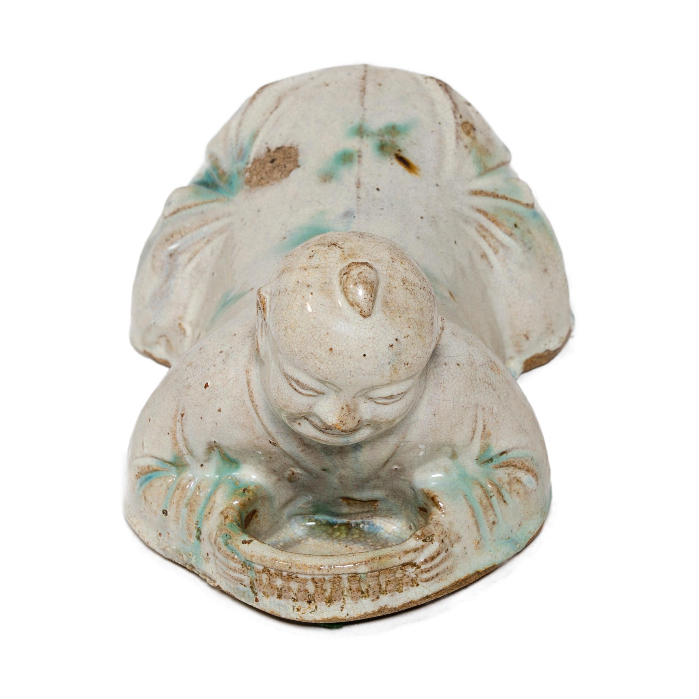 19th Century Chinese Ho Ho Boy Headrest In Good Condition In Chicago, IL