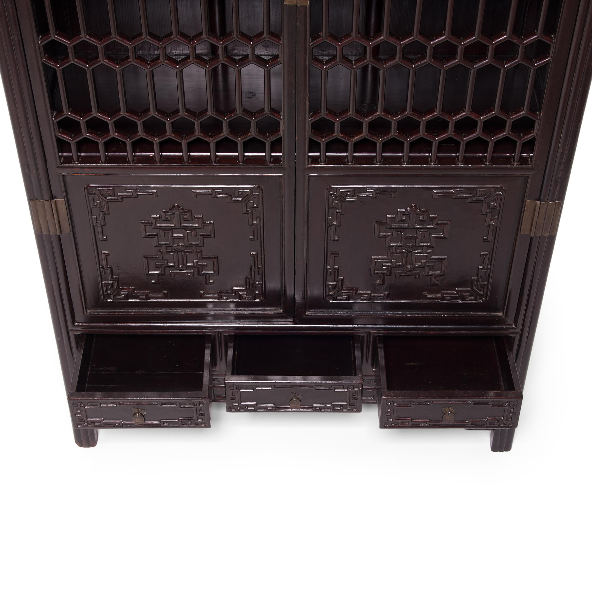 Lacquered Chinese Honeycomb Lattice Display Cabinet, c. 1800 For Sale