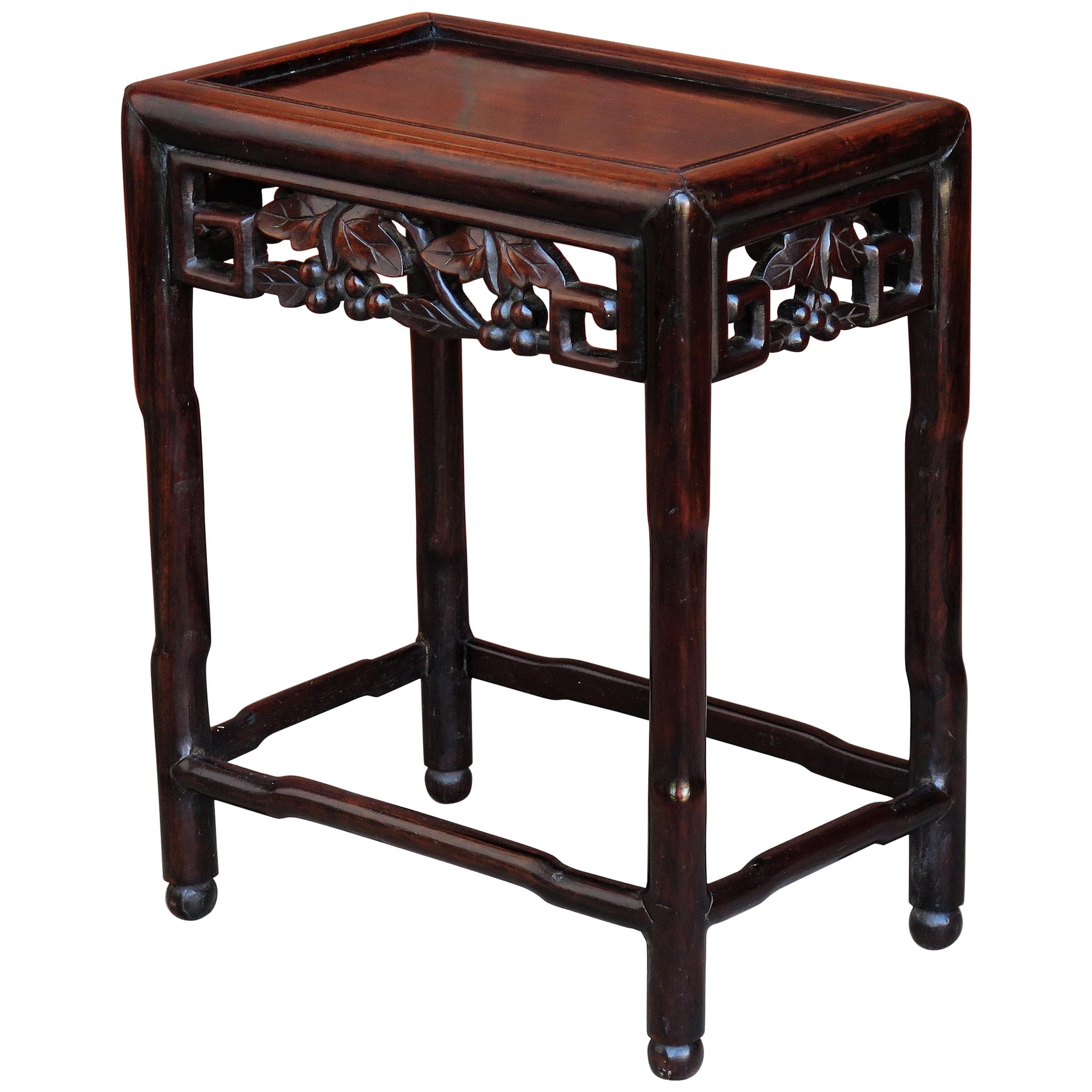 19th Century Chinese Hongmu Side Table finely carved, Qing circa 1870