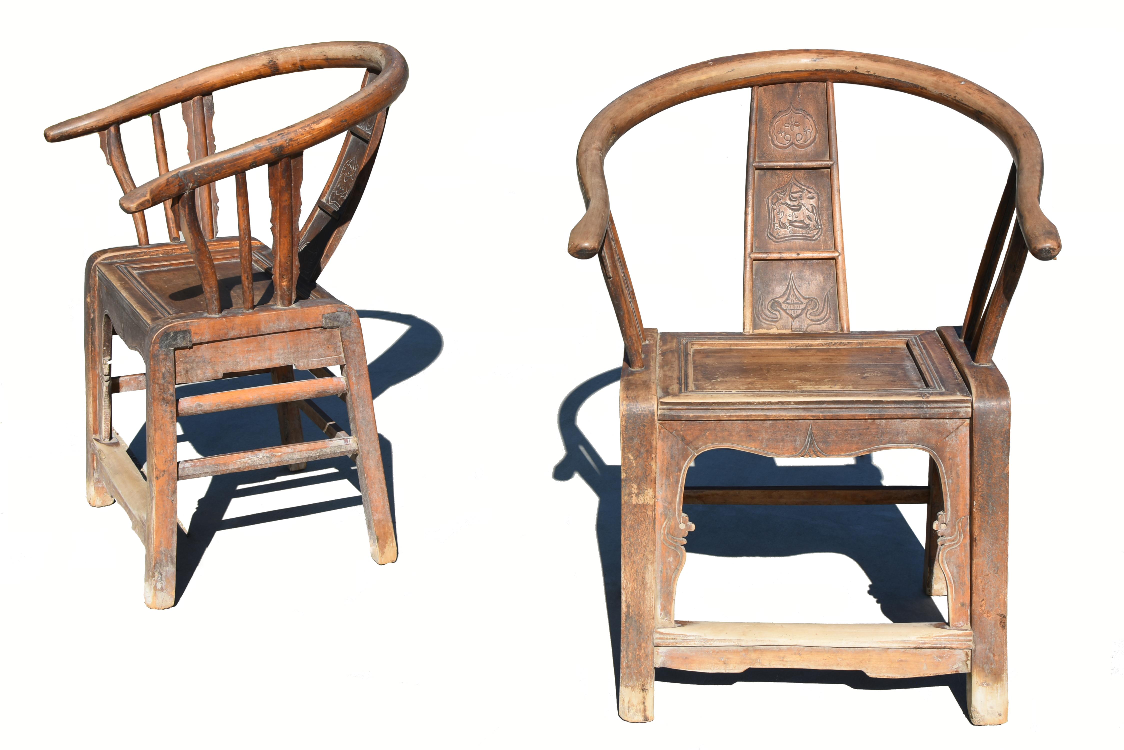 19th Century Chinese Horseshoe Round Back Chairs All Original a Pair For Sale 11