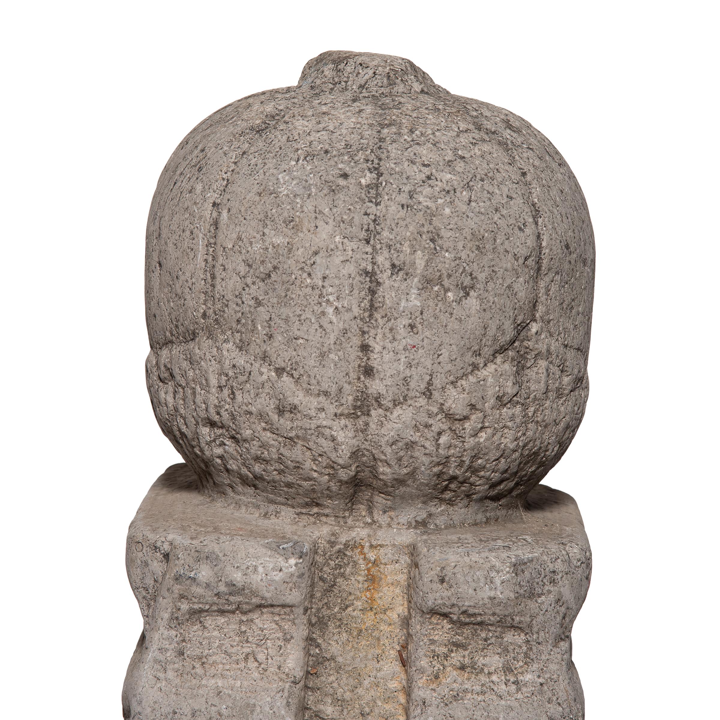 Hand-Carved 19th Century Chinese Hulu Hitching Post