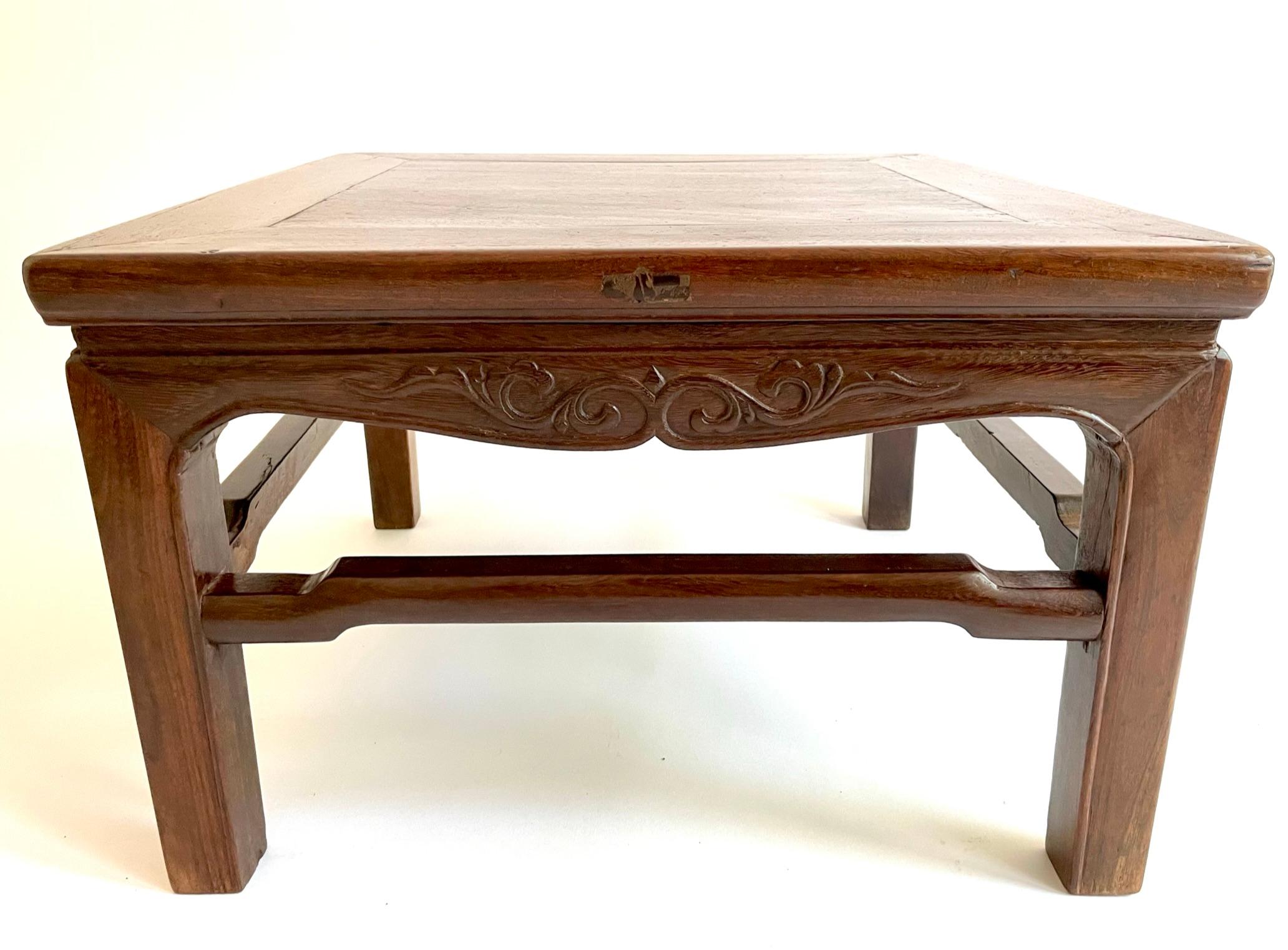 19th Century Chinese Ironwood (Teilimu) Kang Table For Sale 7