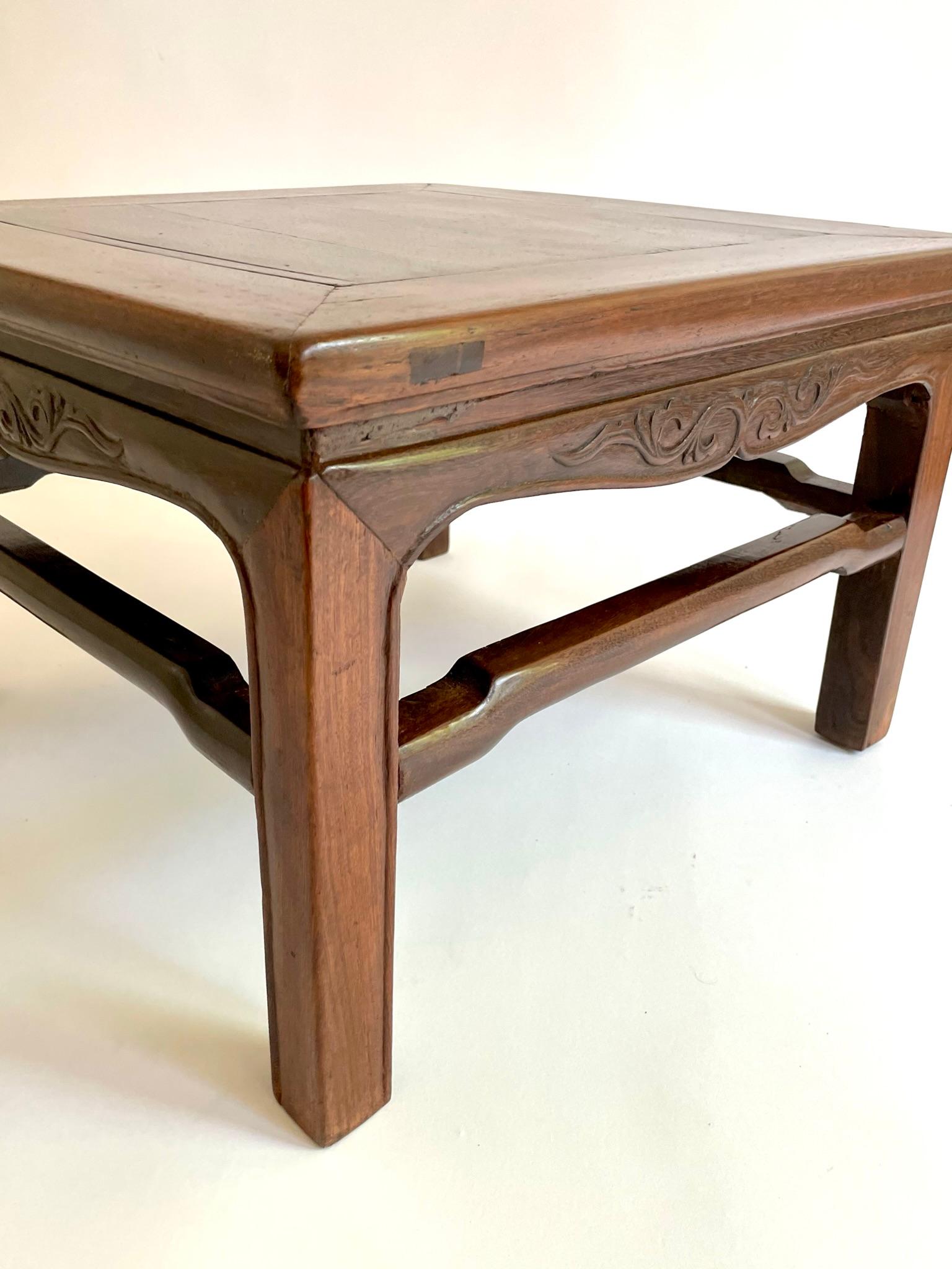 Table Kang en bois de fer chinois du XIXe siècle (Teilimu en vente 2