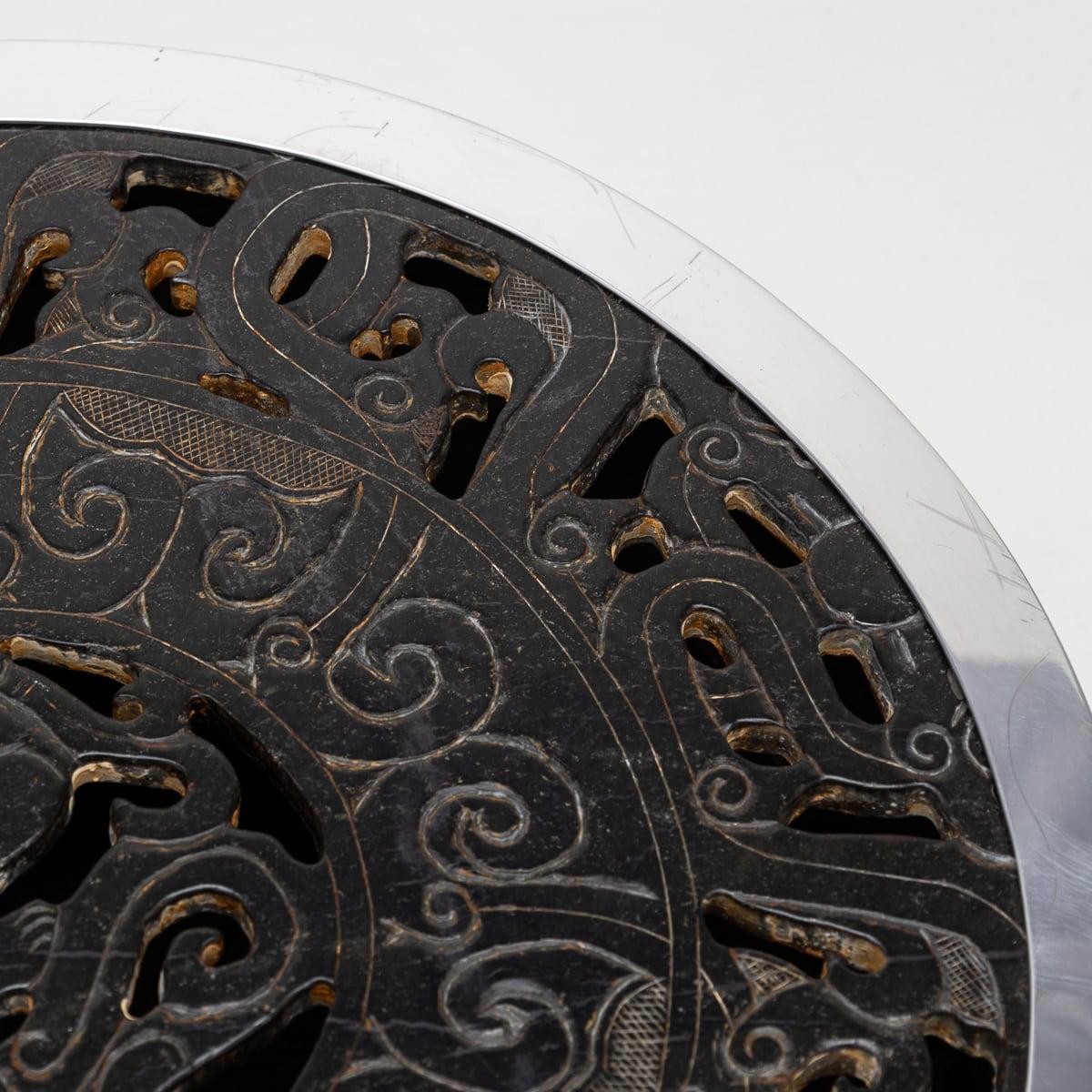 Juego de jade chino del siglo XIX en caja moderna italiana de plata maciza forrada de terciopelo en venta 2