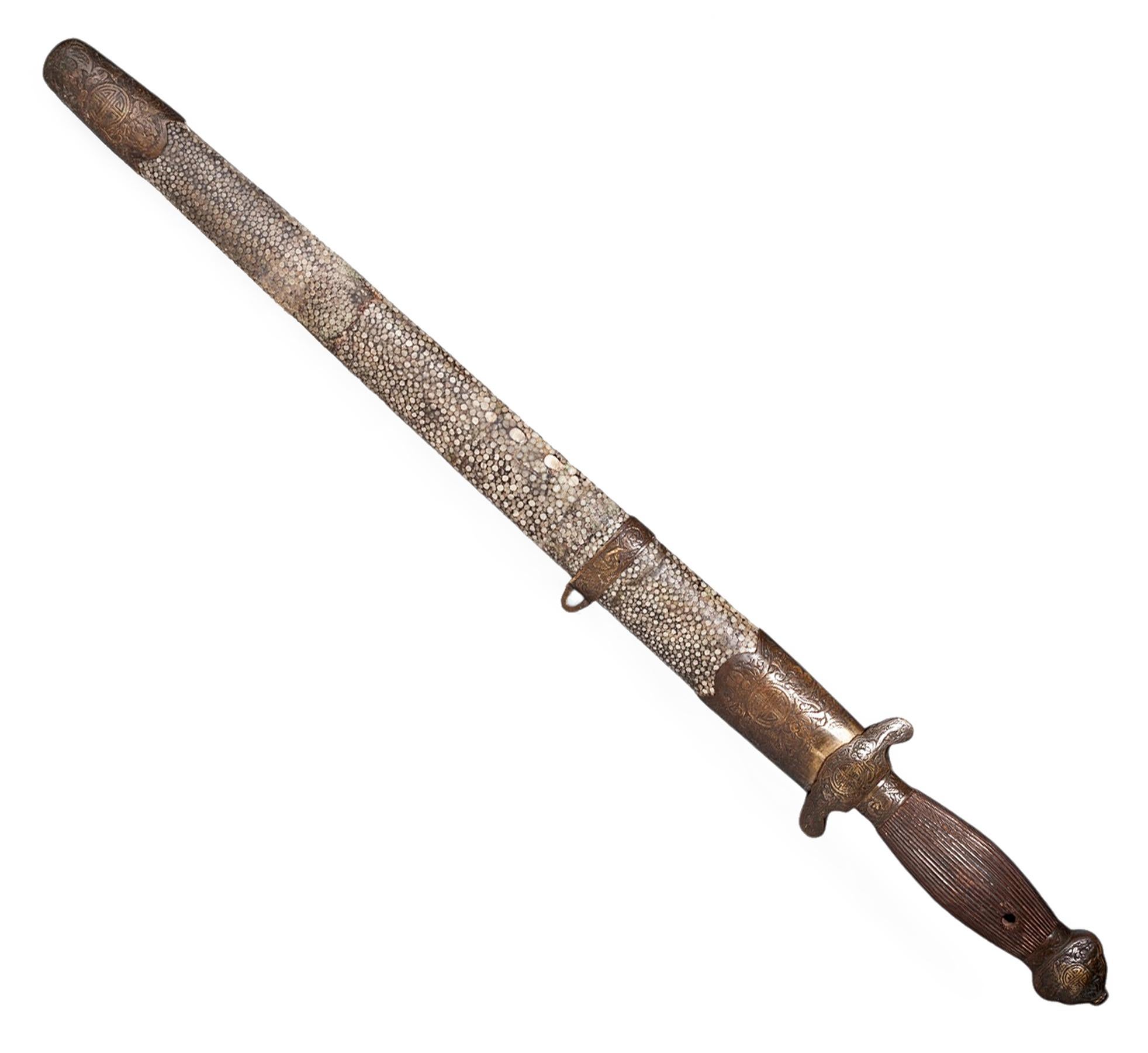 Chinois Sabre chinoise Jian du 19e siècle avec lame en métal à double bord et scabbard en vente